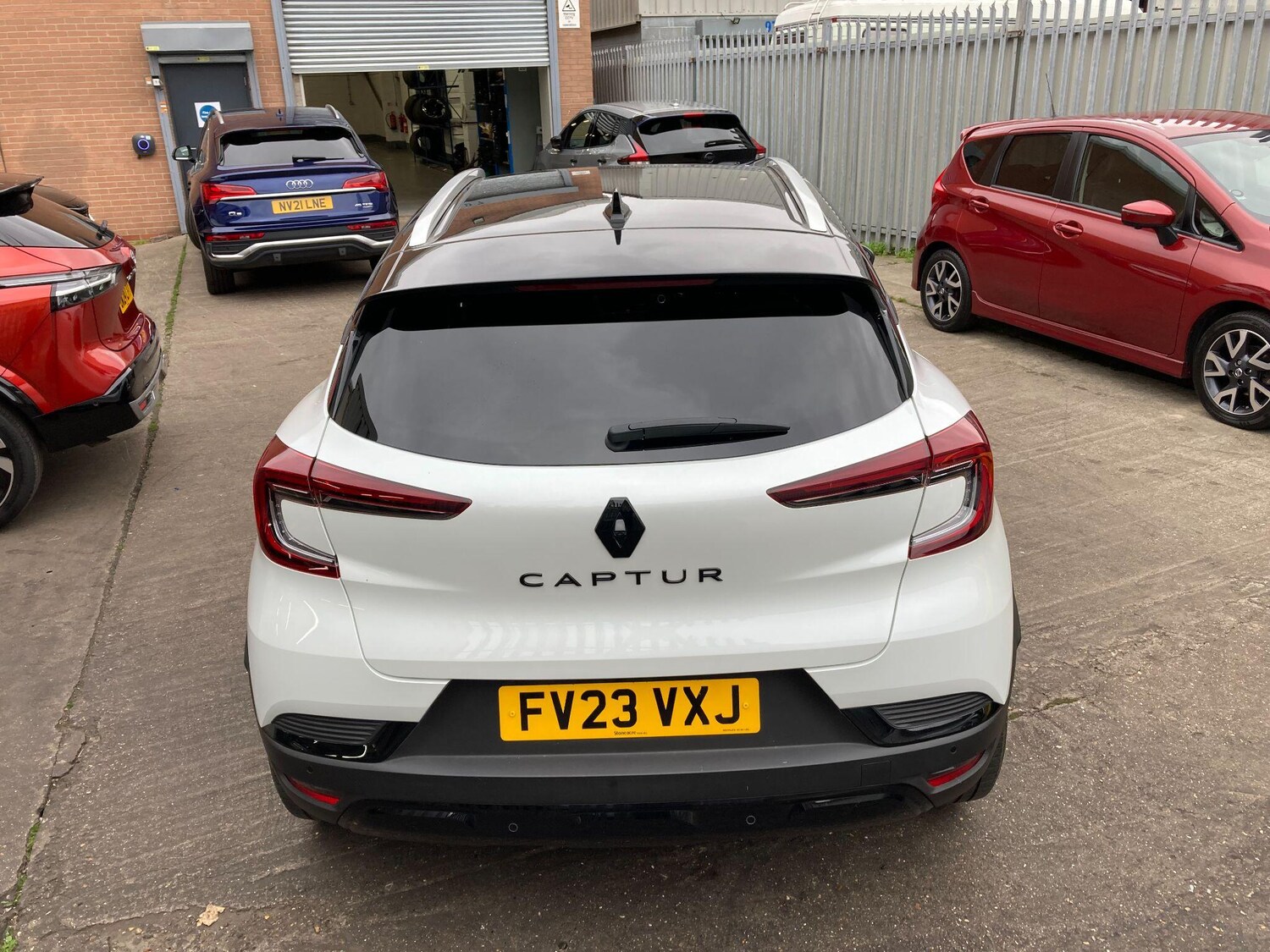 Used Renault Captur 2023 for sale - 76318151: Photo 25