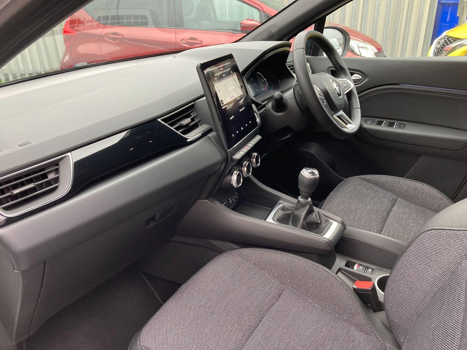 Used Renault Captur 2023 for sale - 76318151: Photo 28