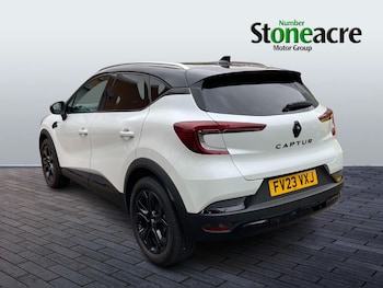 Used Renault Captur 2023 for sale - 76318151: Photo