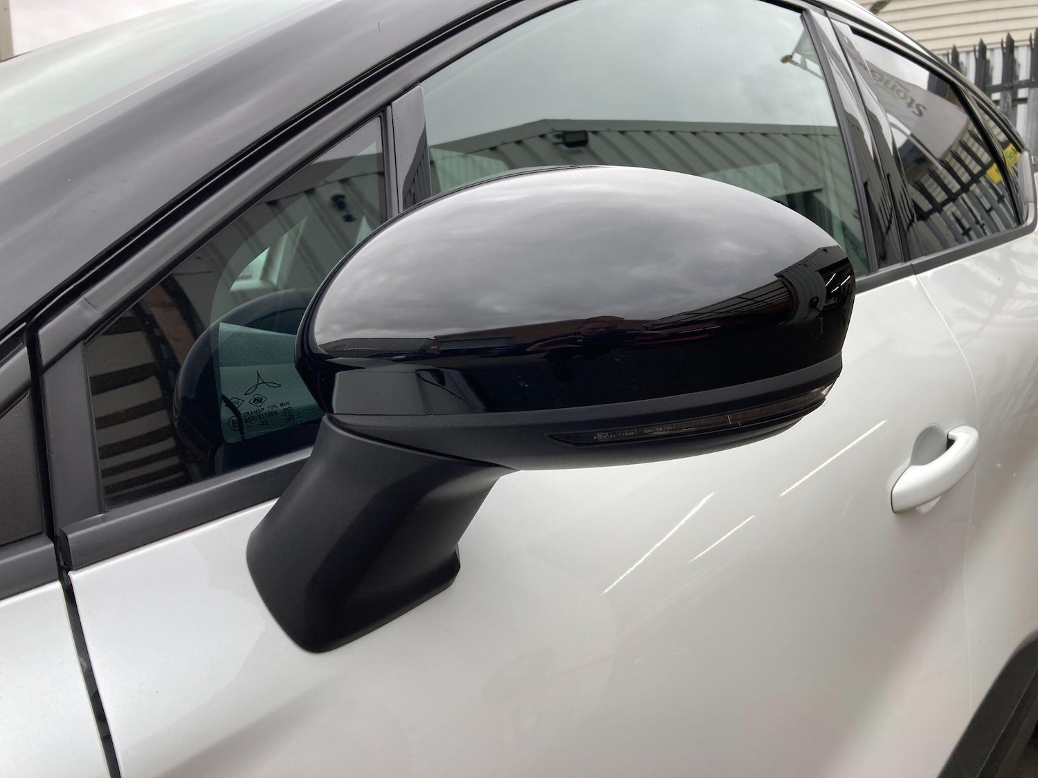 Used Renault Captur 2023 for sale - 76318151: Photo 9