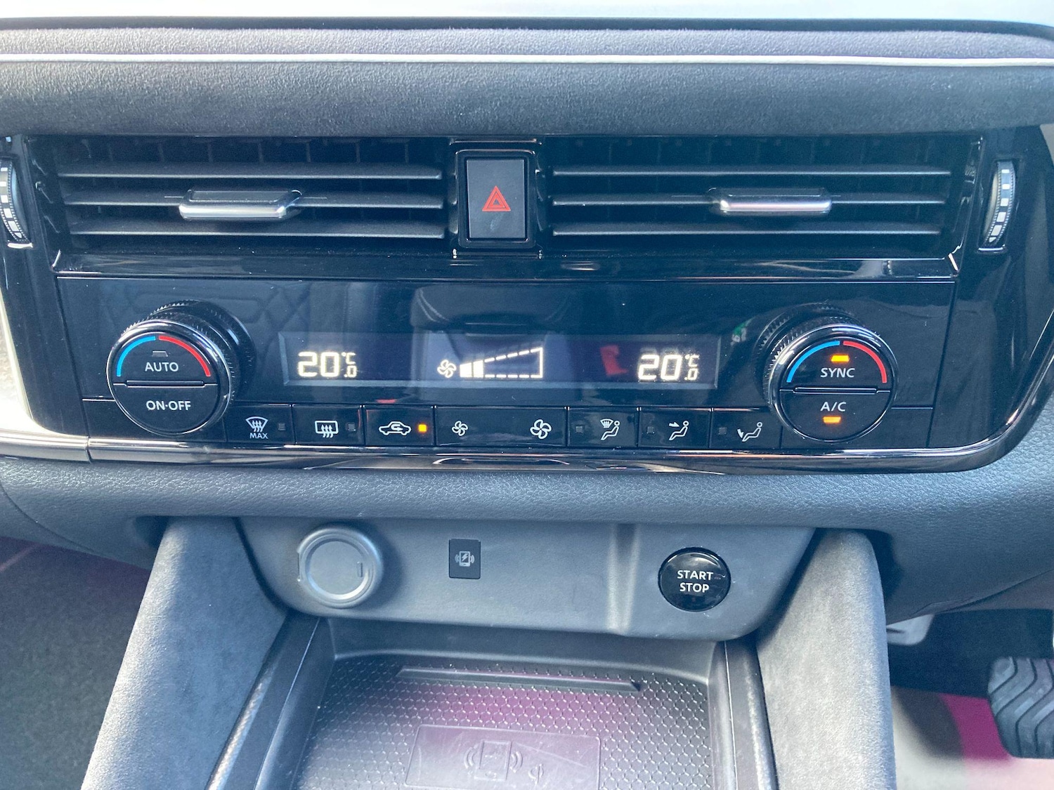 Used Nissan Qashqai 2024 for sale - 77412169: Photo 50