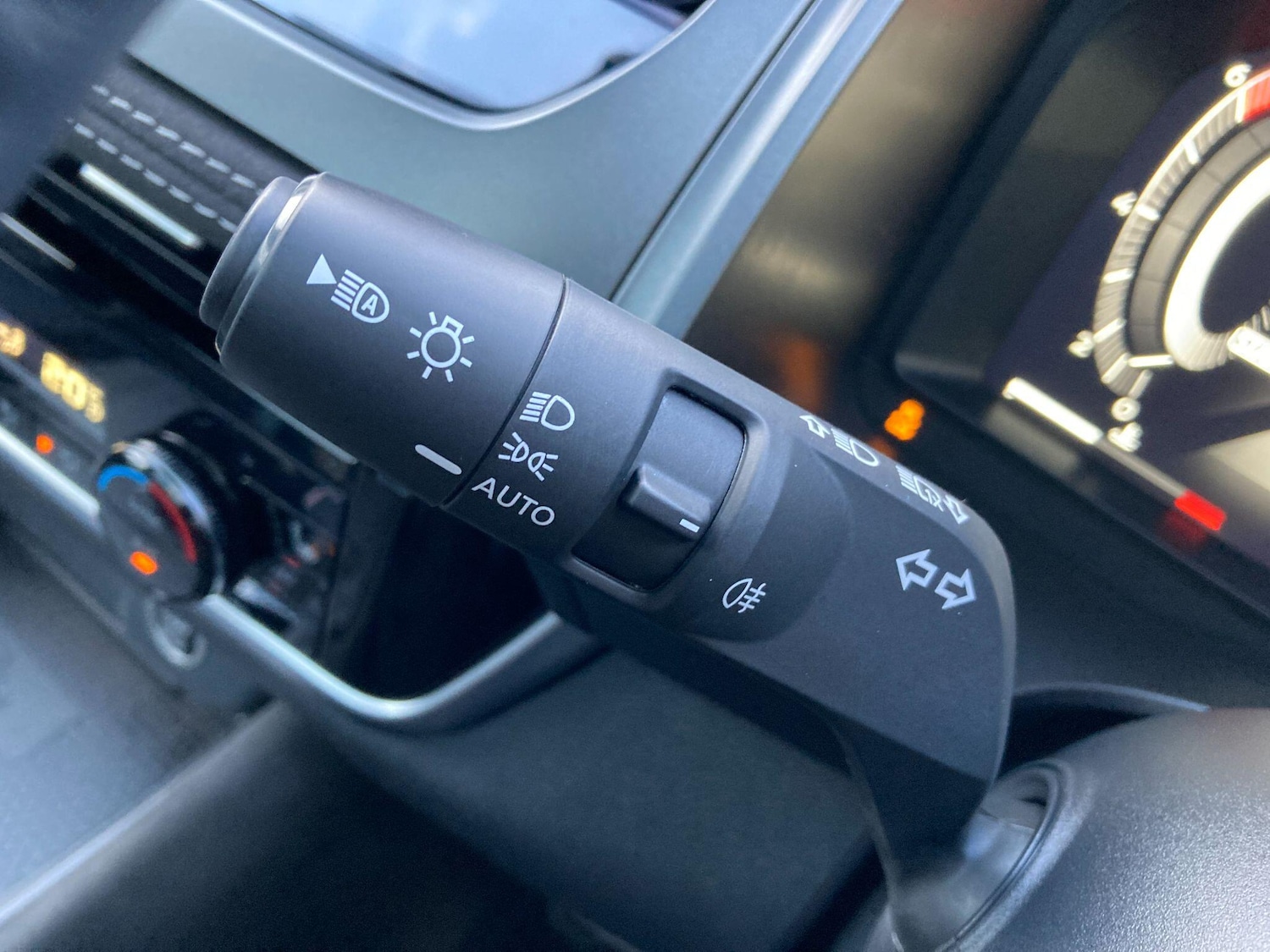 Used Nissan Qashqai for sale - 77230403: Photo 62