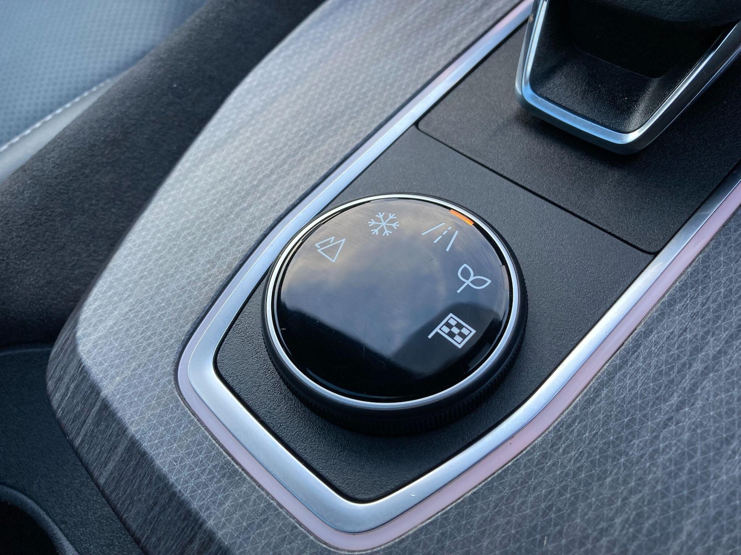 Used Nissan Qashqai for sale - 77230403: Photo 73