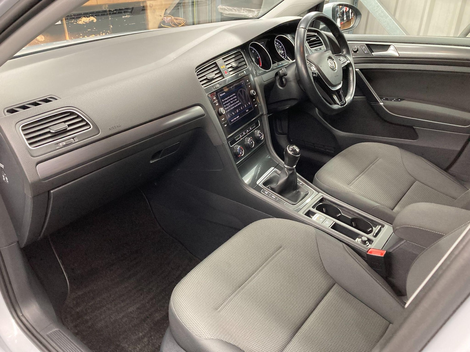 Used Volkswagen Golf 2018 for sale - 77279275: Photo 29