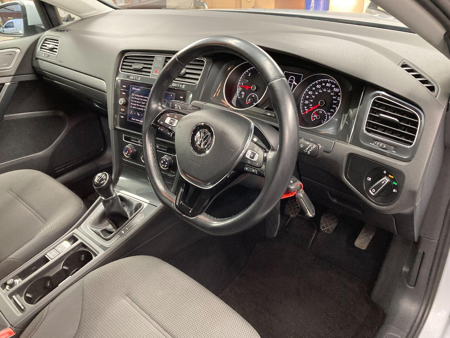 Used Volkswagen Golf 2018 for sale - 77279275: Photo 55