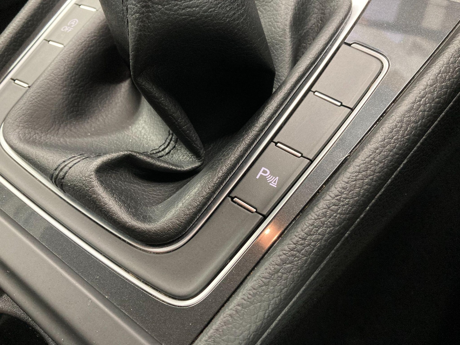 Used Volkswagen Golf 2018 for sale - 77279275: Photo 71