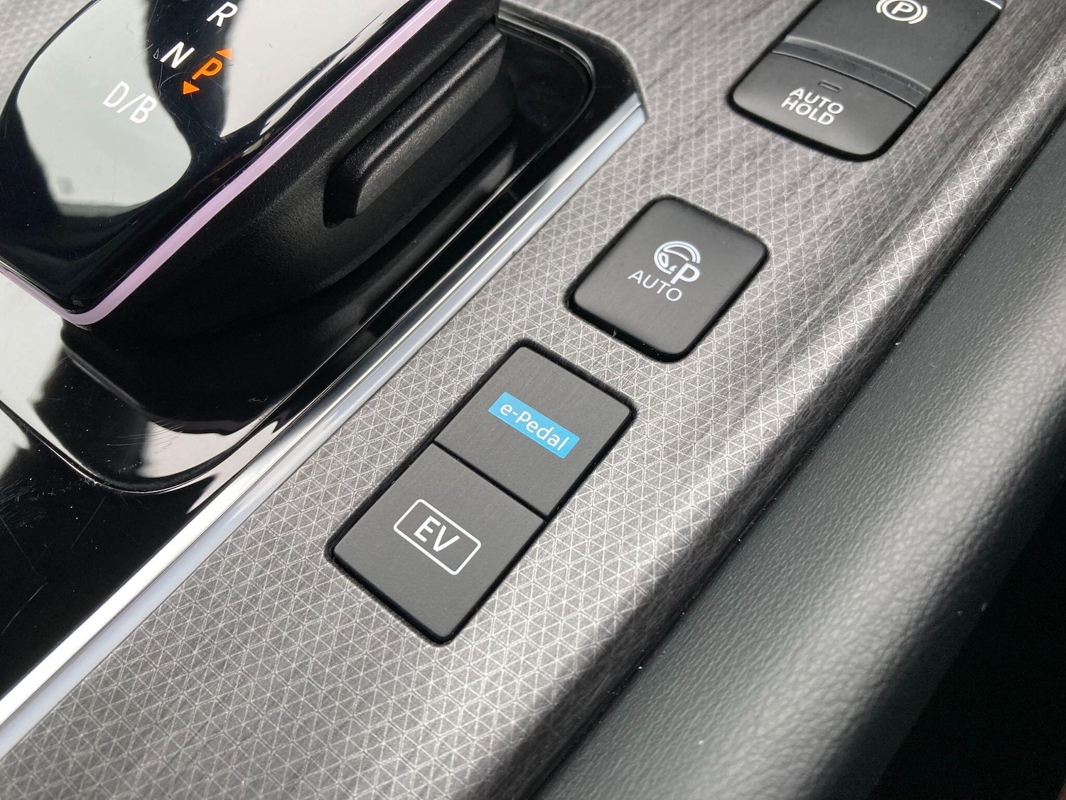 Used Nissan Qashqai for sale - 77238383: Photo 74