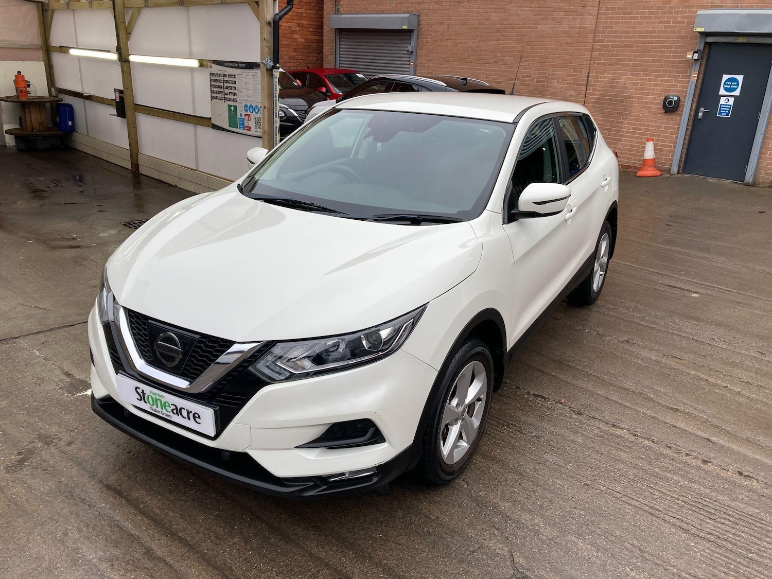 Used Nissan Qashqai 2017 for sale - 77304965: Photo 13