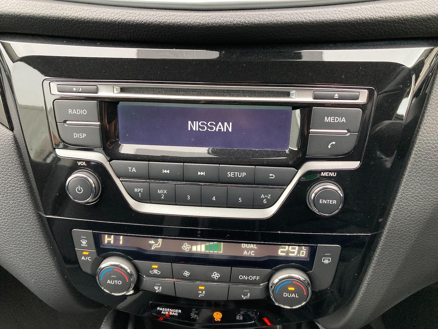 Used Nissan Qashqai 2017 for sale - 77304965: Photo 50