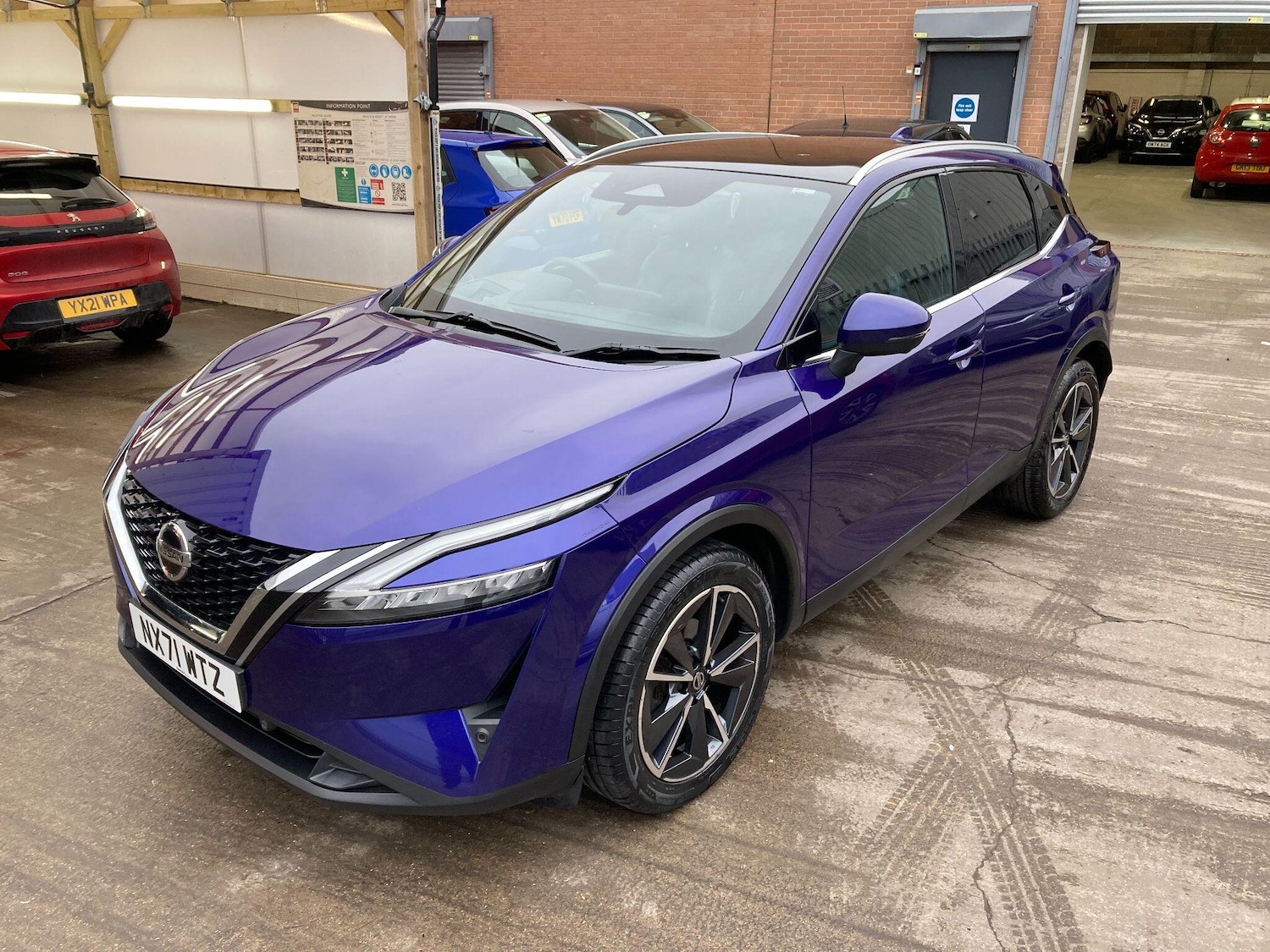 Used Nissan Qashqai for sale - 77331274: Photo 14