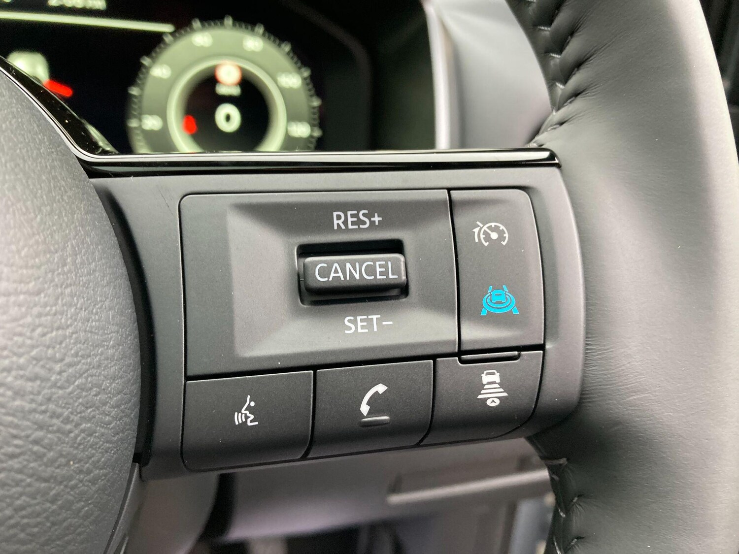 Used Nissan Qashqai for sale - 77839281: Photo 55