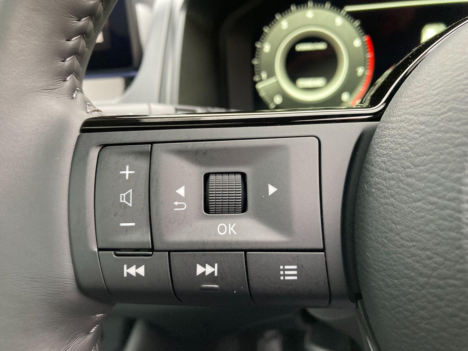 Used Nissan Qashqai for sale - 77839281: Photo 56