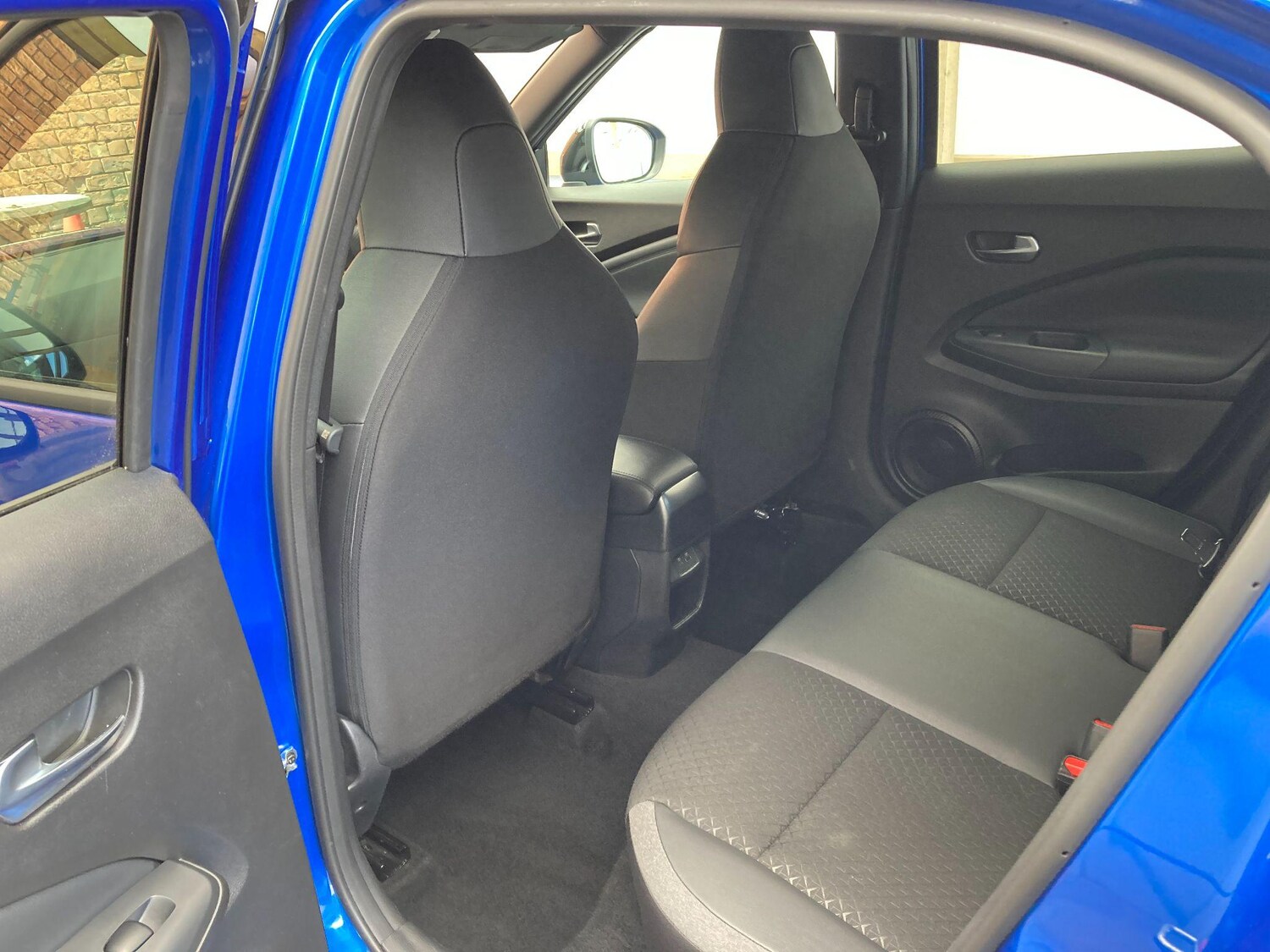 Vehicle 33