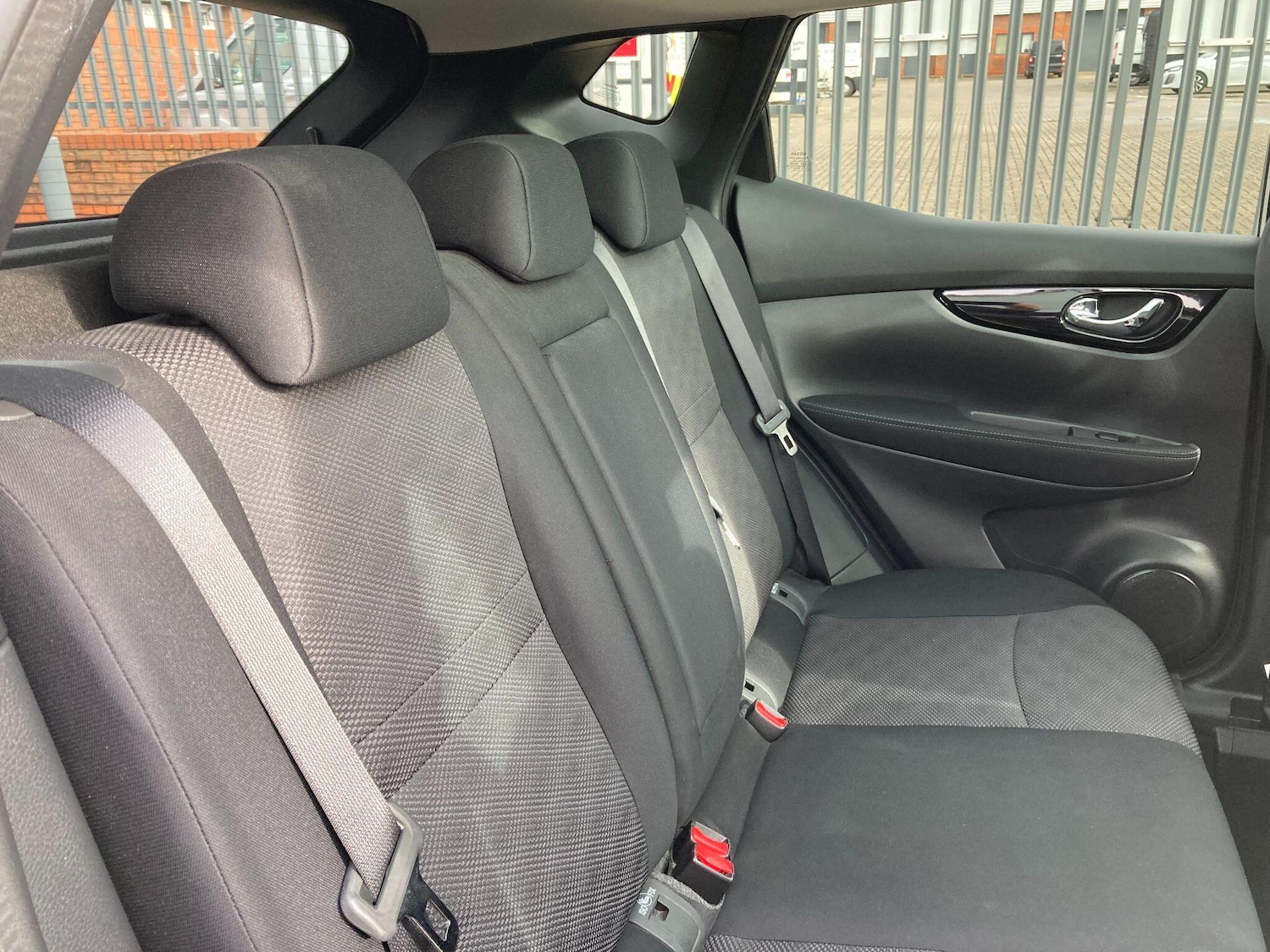 Used Nissan Qashqai 2016 for sale - 76537691: Photo 38