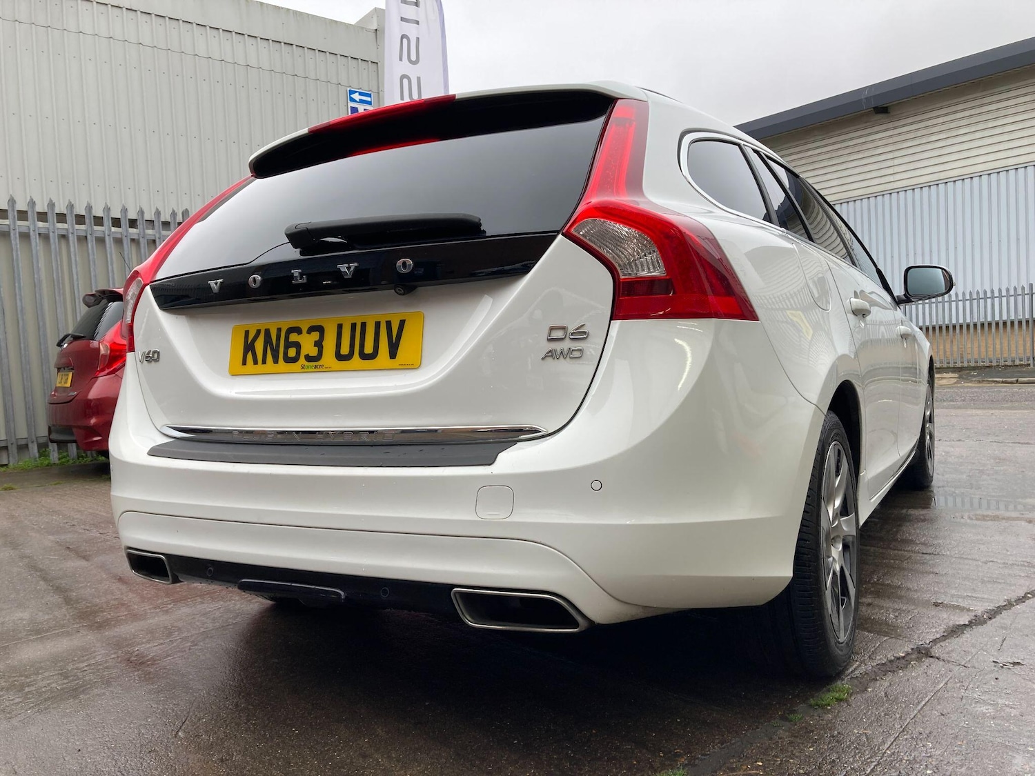 Used Volvo V60 2014 for sale - 76432355: Photo 22