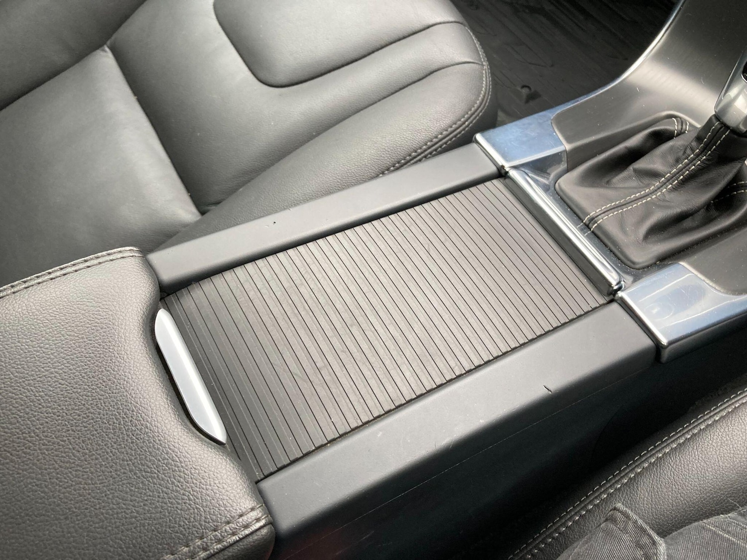 Used Volvo V60 2014 for sale - 76432355: Photo 74