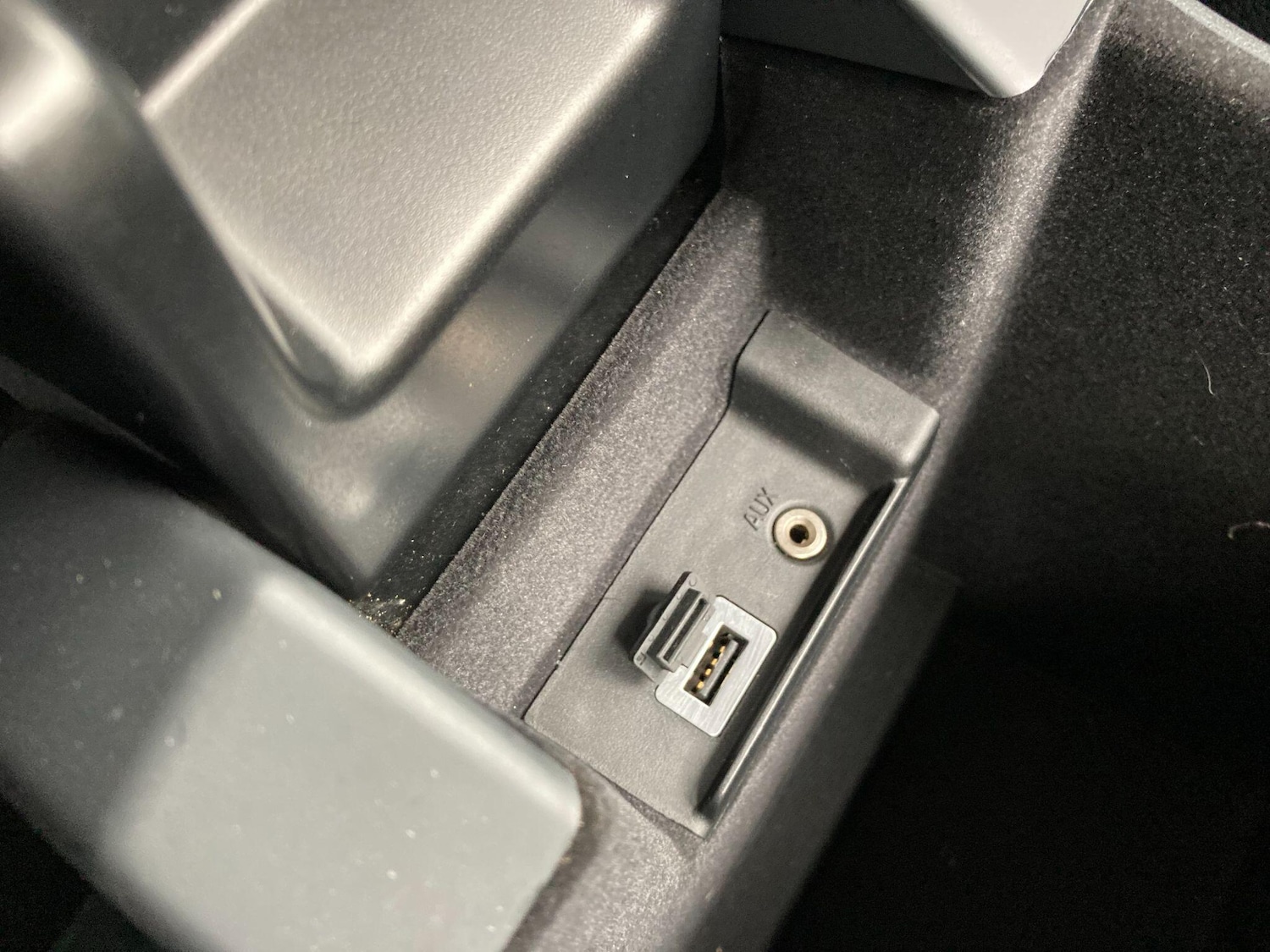 Used Volvo V60 2014 for sale - 76432355: Photo 76