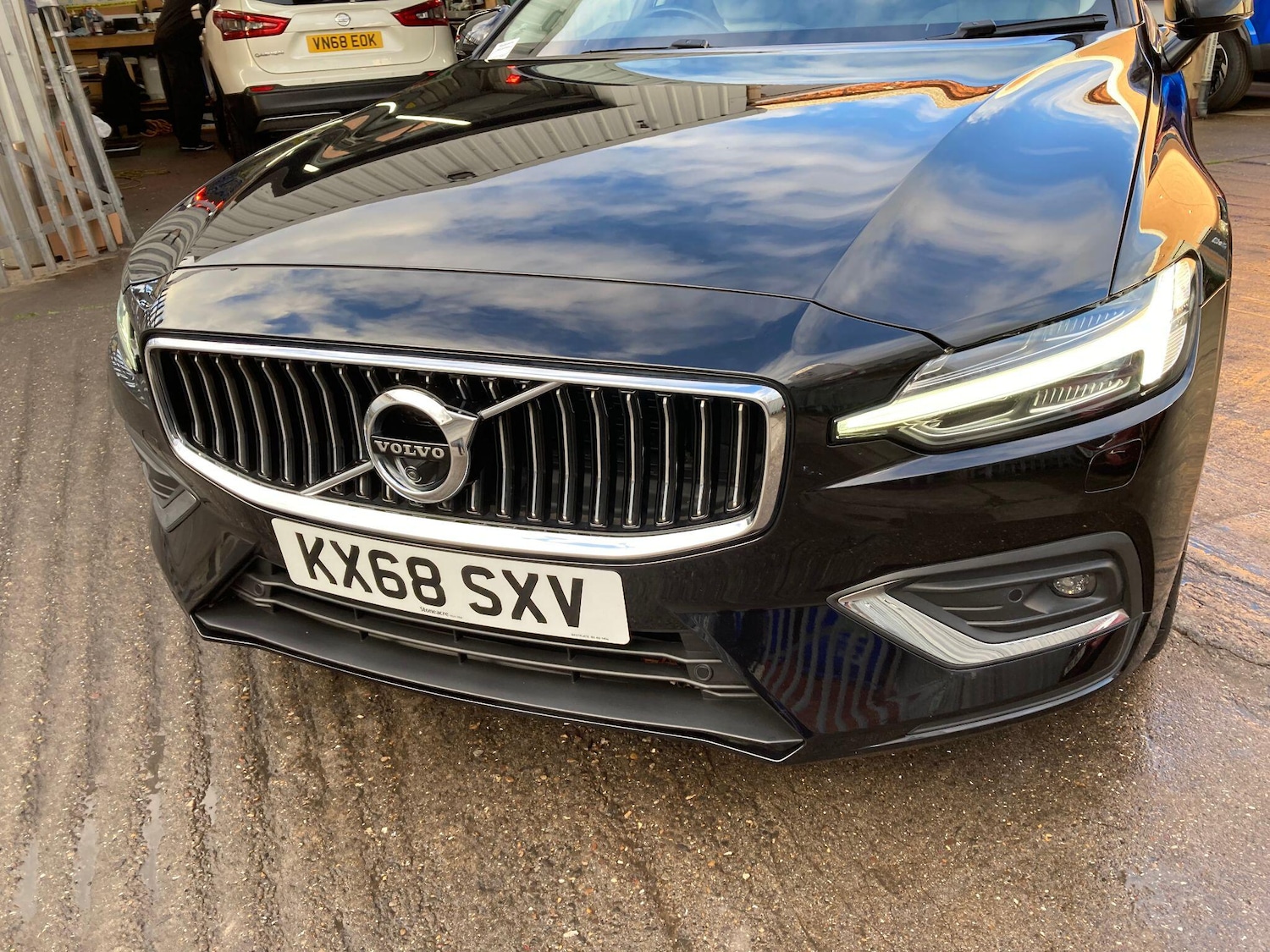 Used Volvo V60 2018 for sale - 76361304: Photo 11