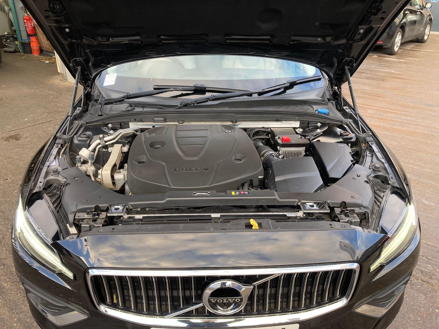 Used Volvo V60 2018 for sale - 76361304: Photo 28