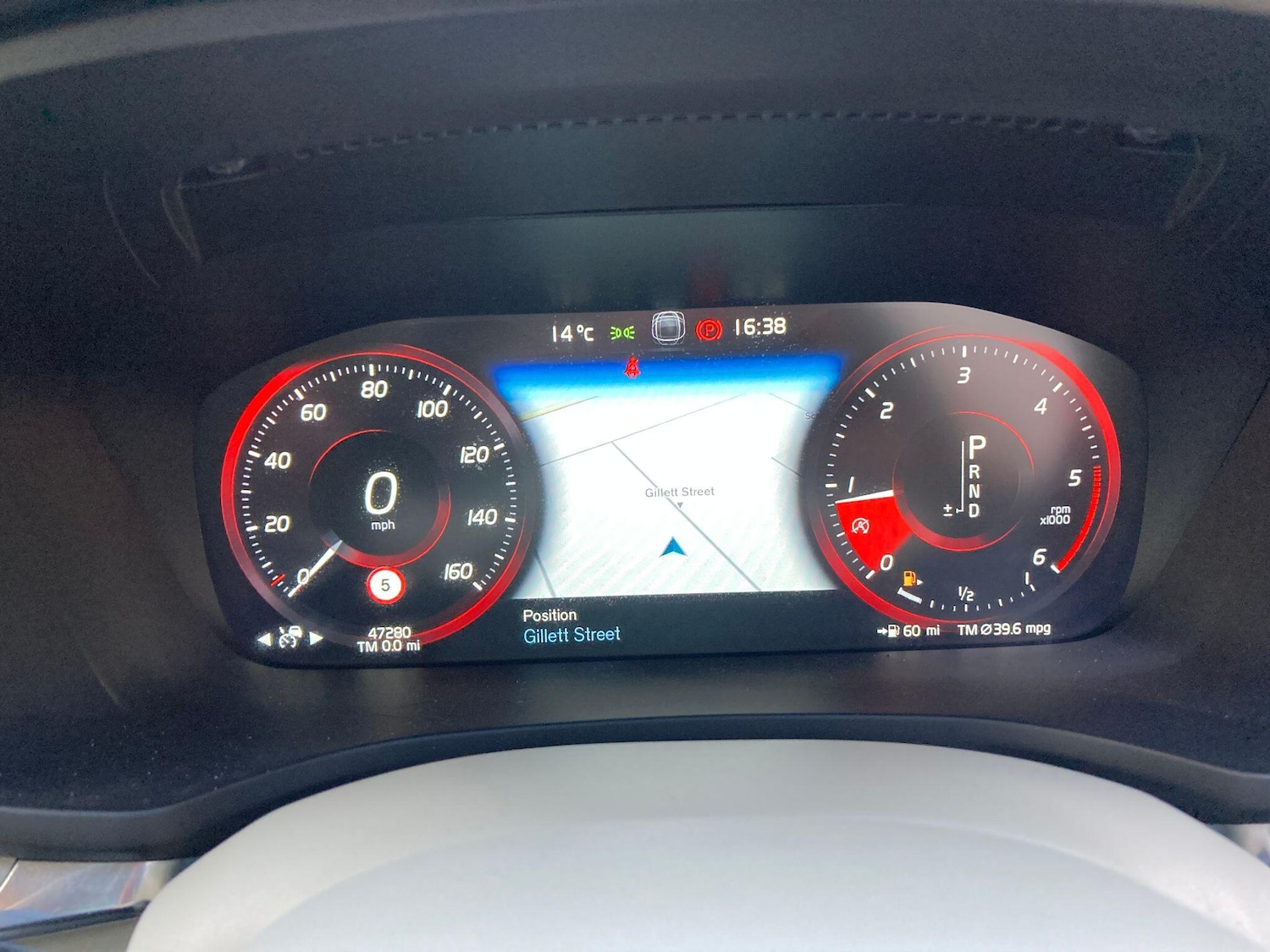 Used Volvo V60 2018 for sale - 76361304: Photo 64
