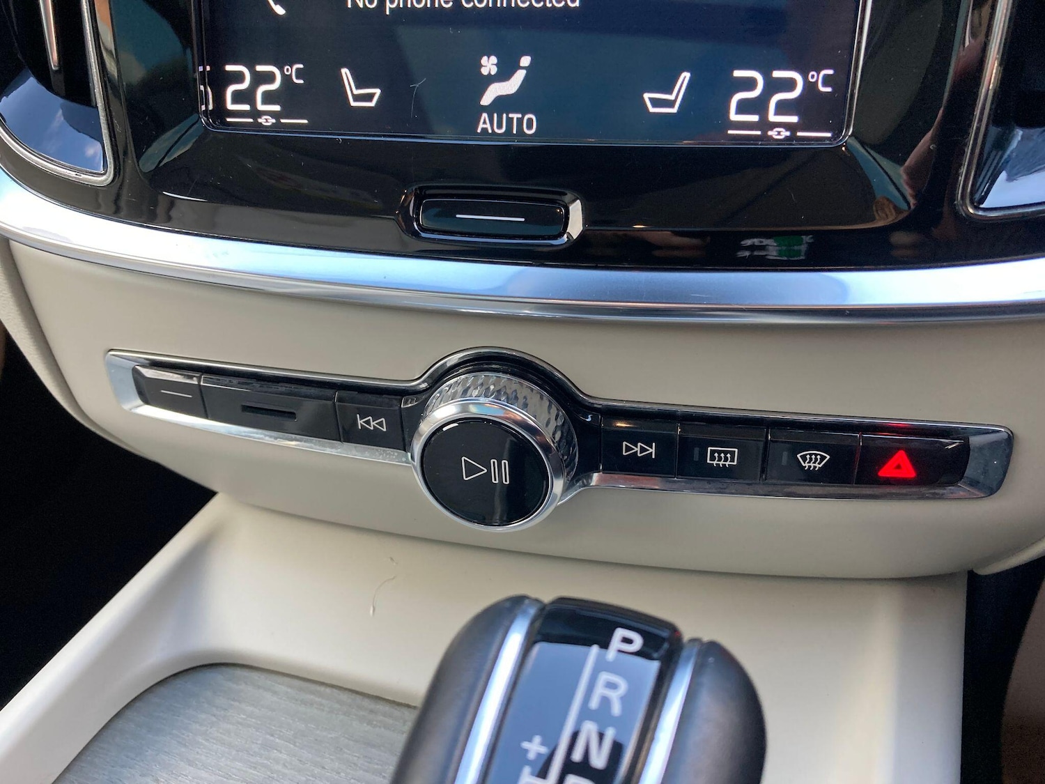 Used Volvo V60 2018 for sale - 76361304: Photo 69