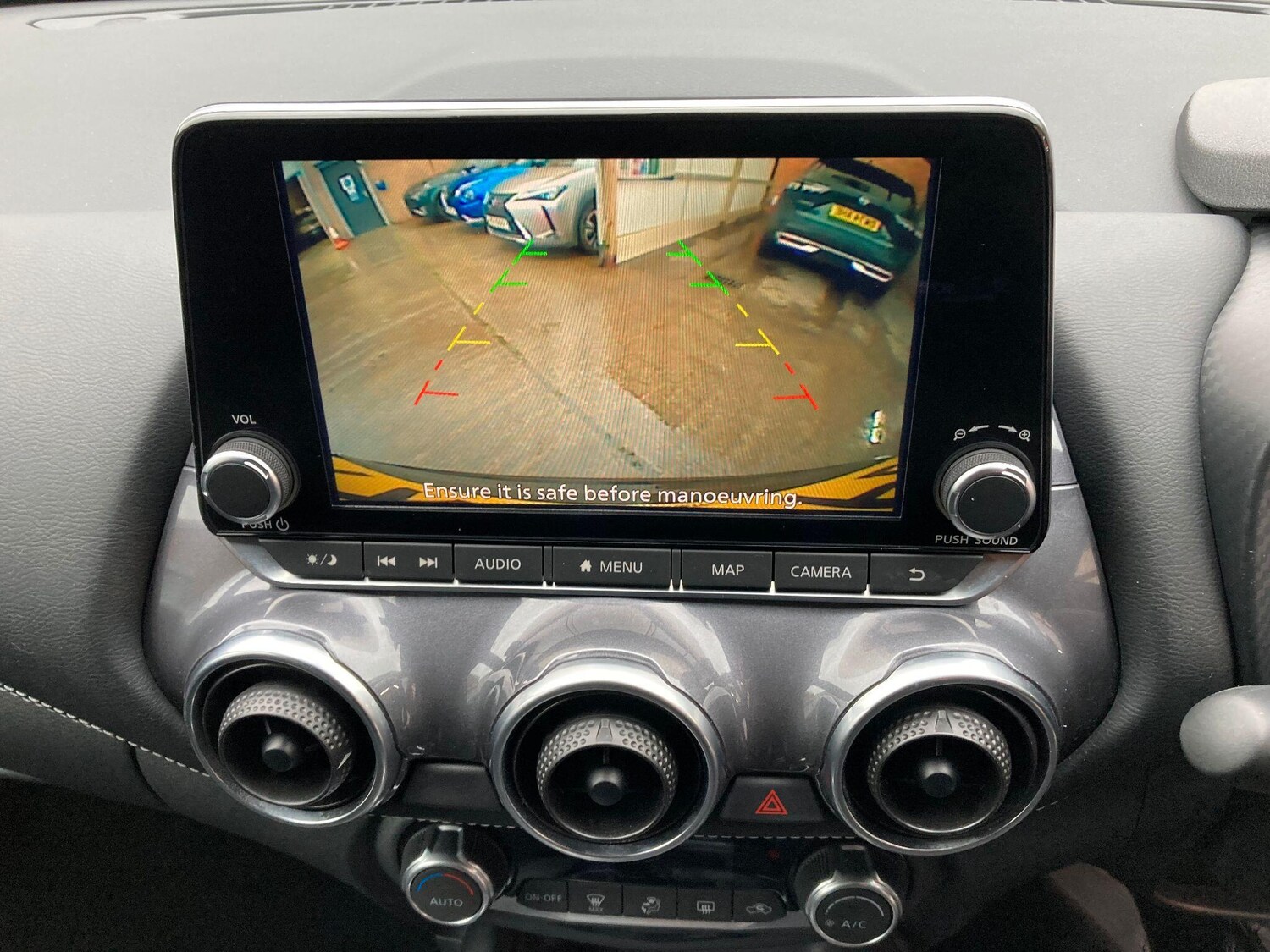 Used Nissan Juke 2022 for sale - 76633125: Photo 63