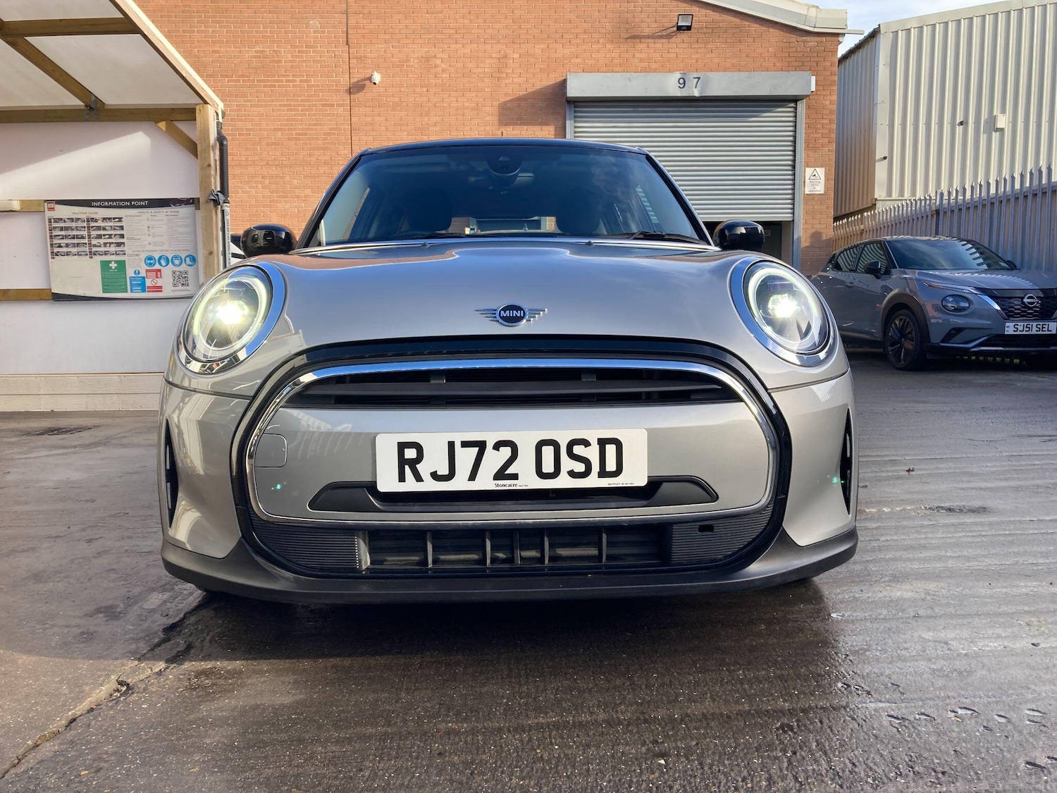 Used MINI Hatch 2022 for sale - 76597408: Photo 16