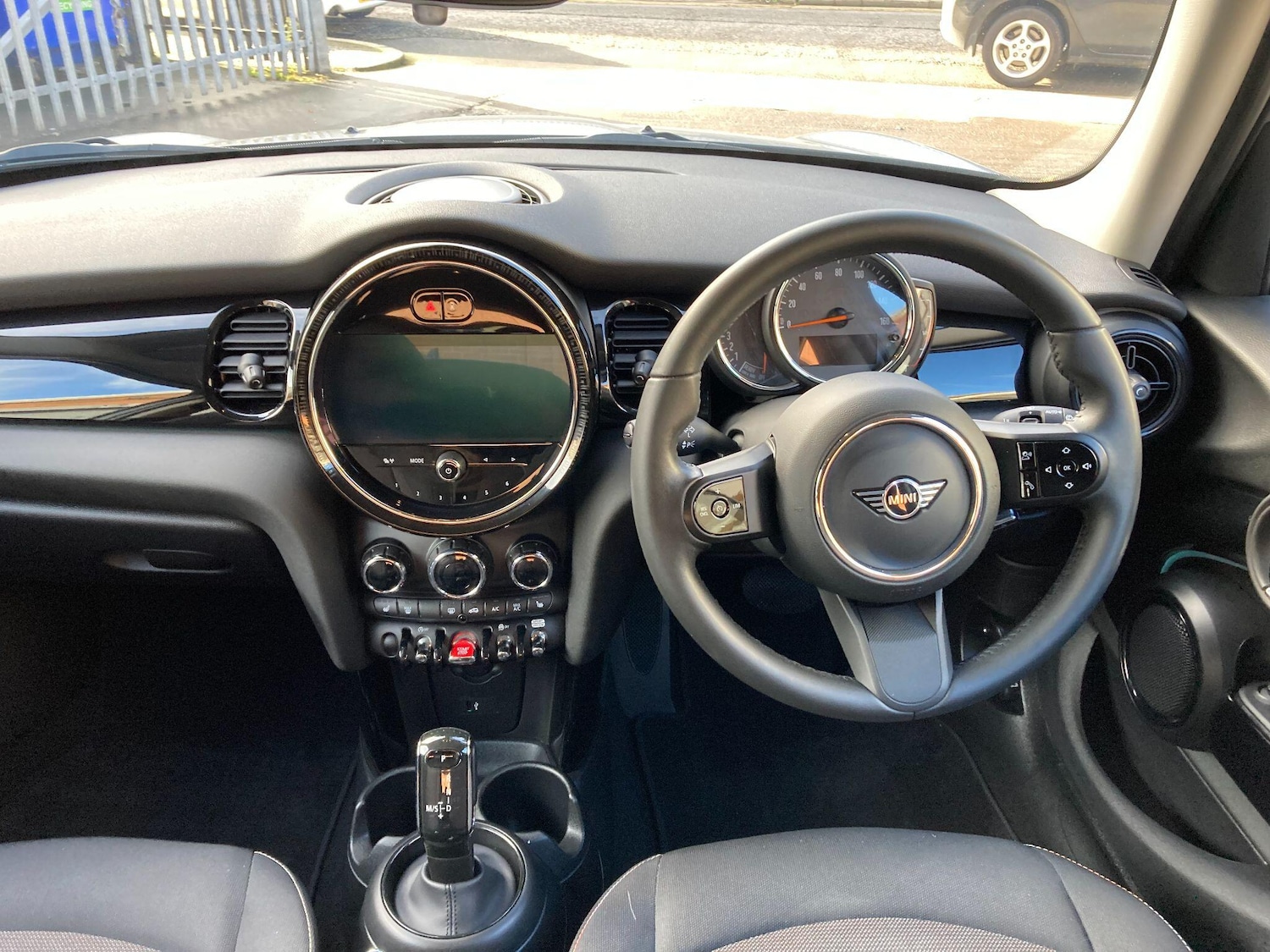 Used MINI Hatch 2022 for sale - 76597408: Photo 49