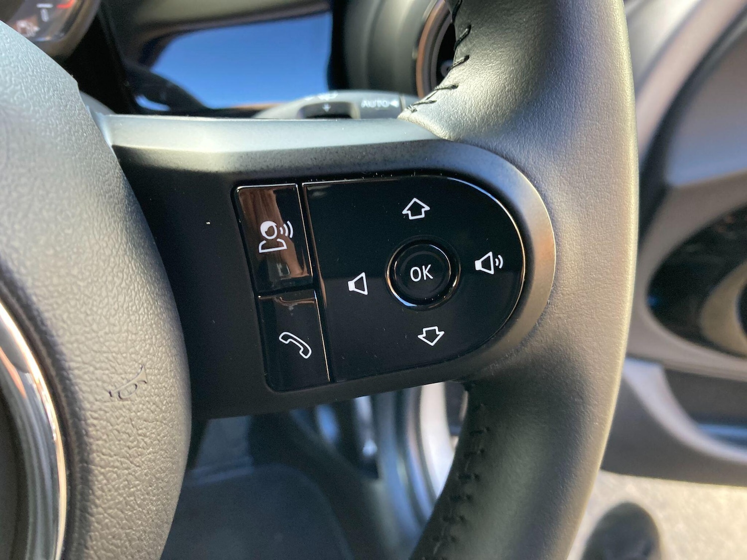 Used MINI Hatch 2022 for sale - 76597408: Photo 59