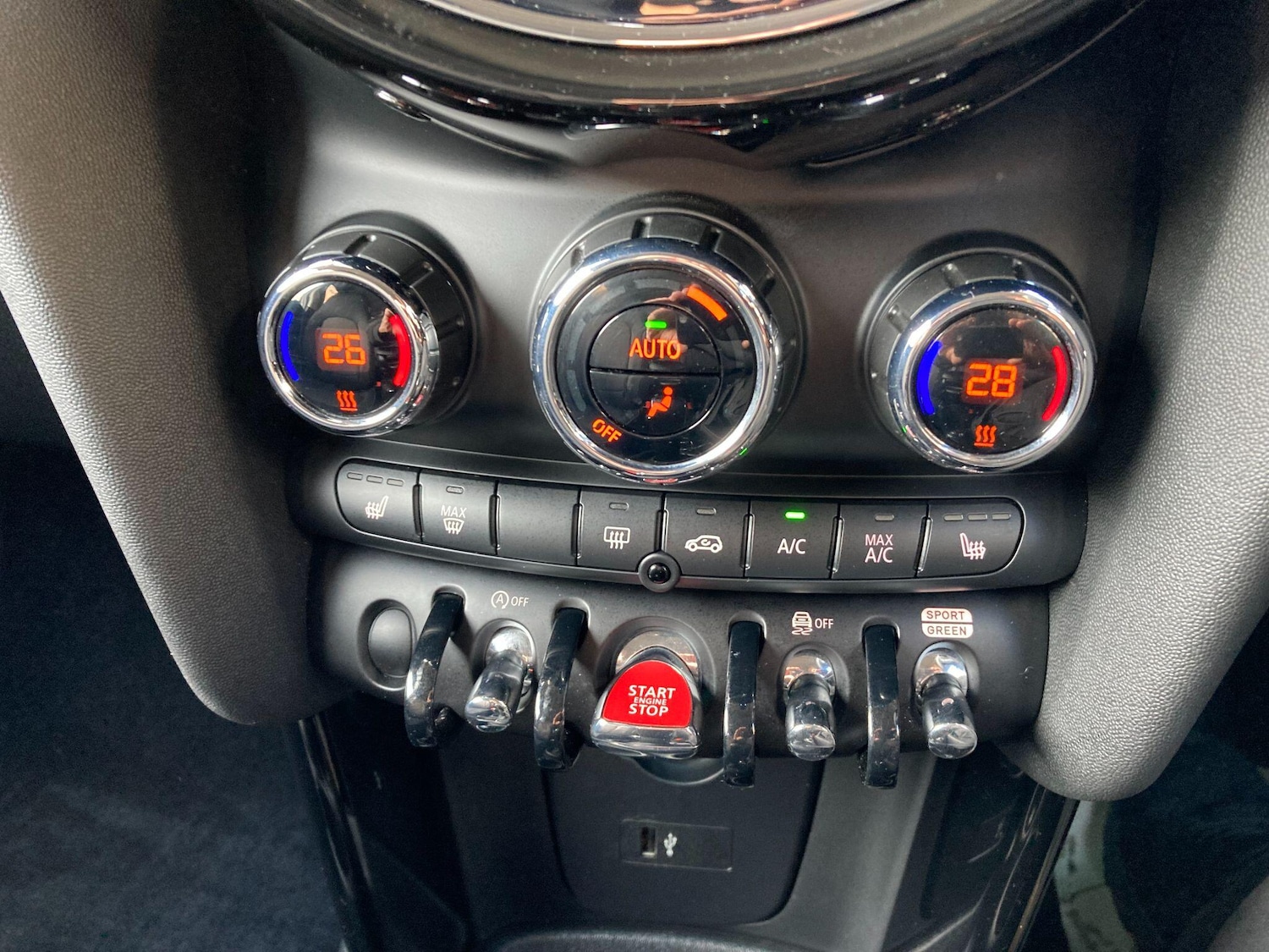 Used MINI Hatch 2022 for sale - 76597408: Photo 65