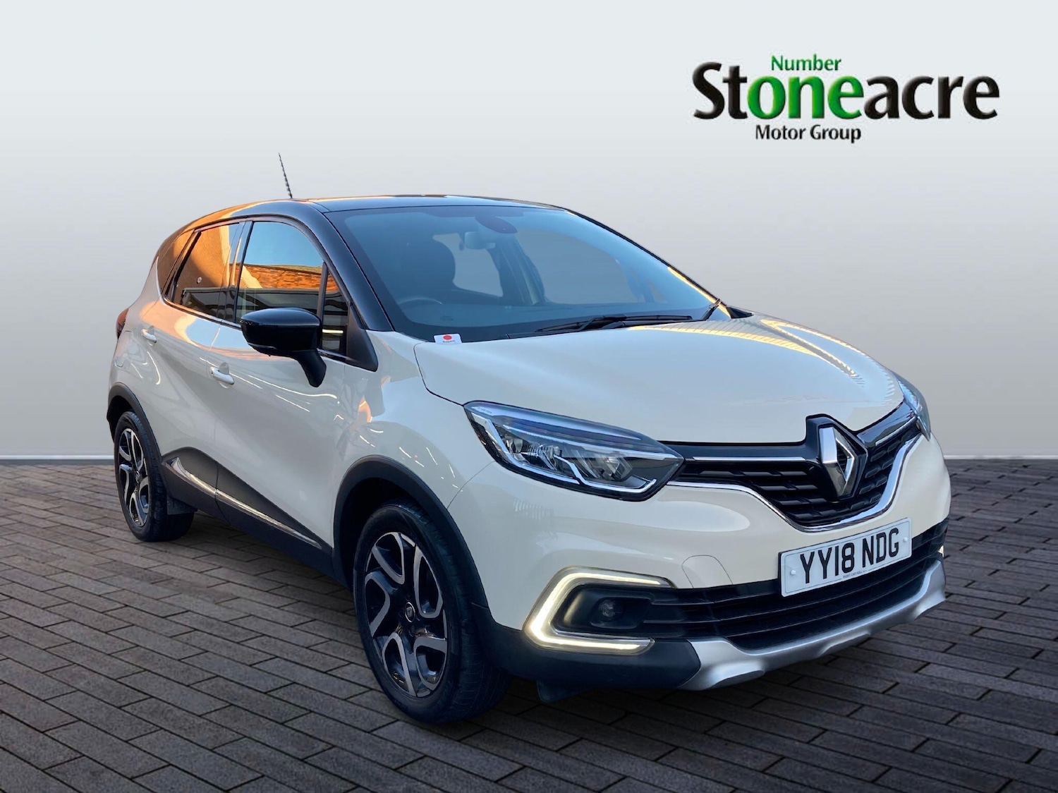 Used Renault Captur 2018 for sale - 76936290: Photo 1