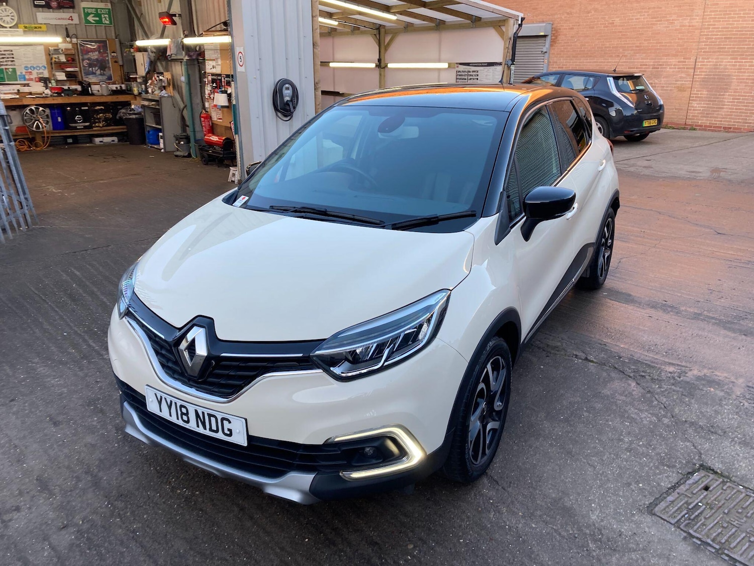 Used Renault Captur 2018 for sale - 76936290: Photo 15