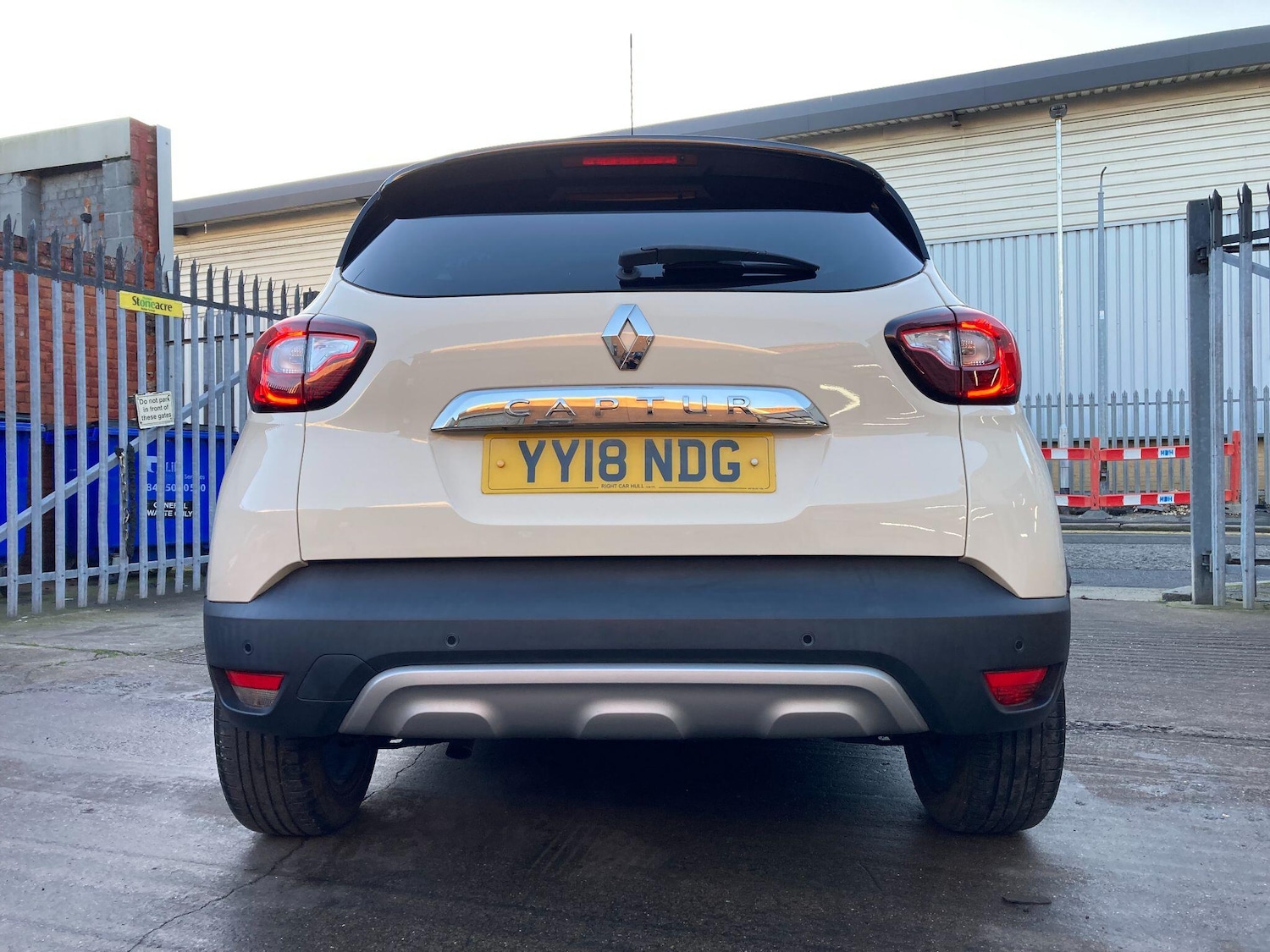 Used Renault Captur 2018 for sale - 76936290: Photo 25