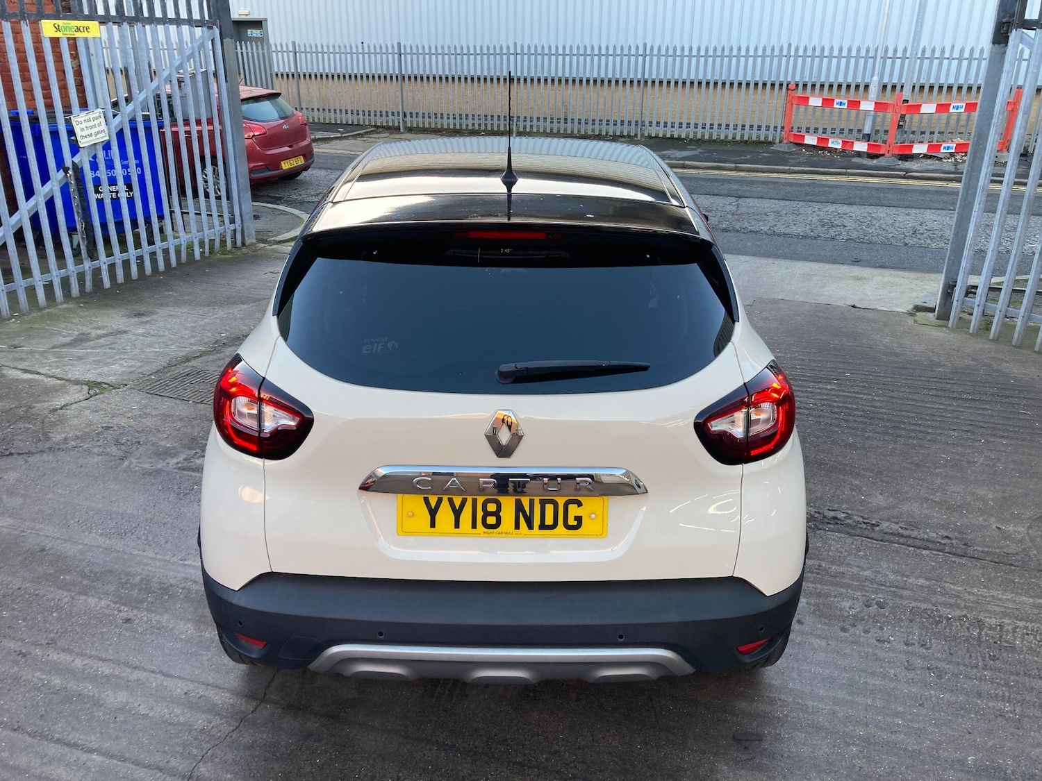 Used Renault Captur 2018 for sale - 76936290: Photo 26