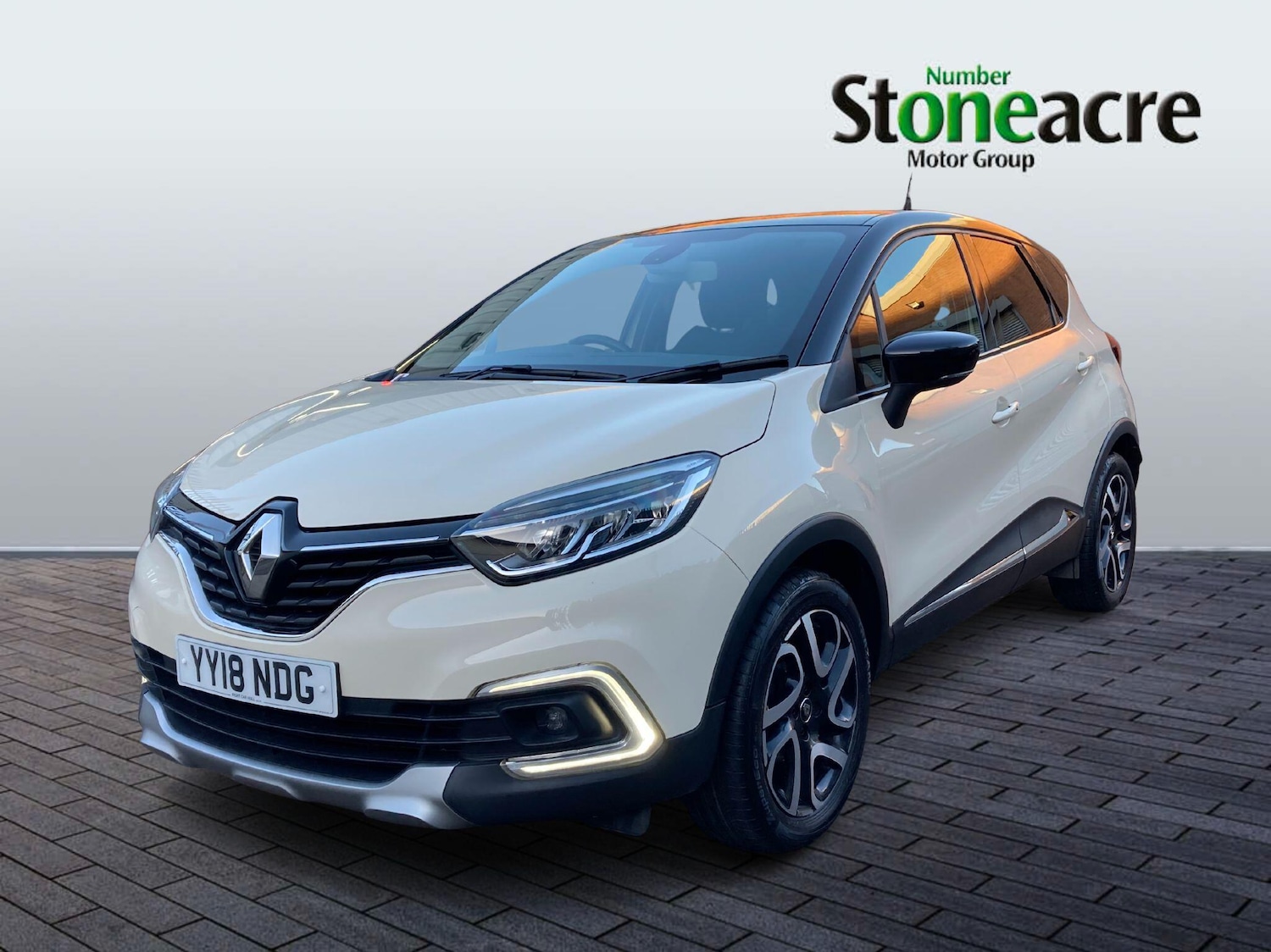 Used Renault Captur 2018 for sale - 76936290: Photo 3