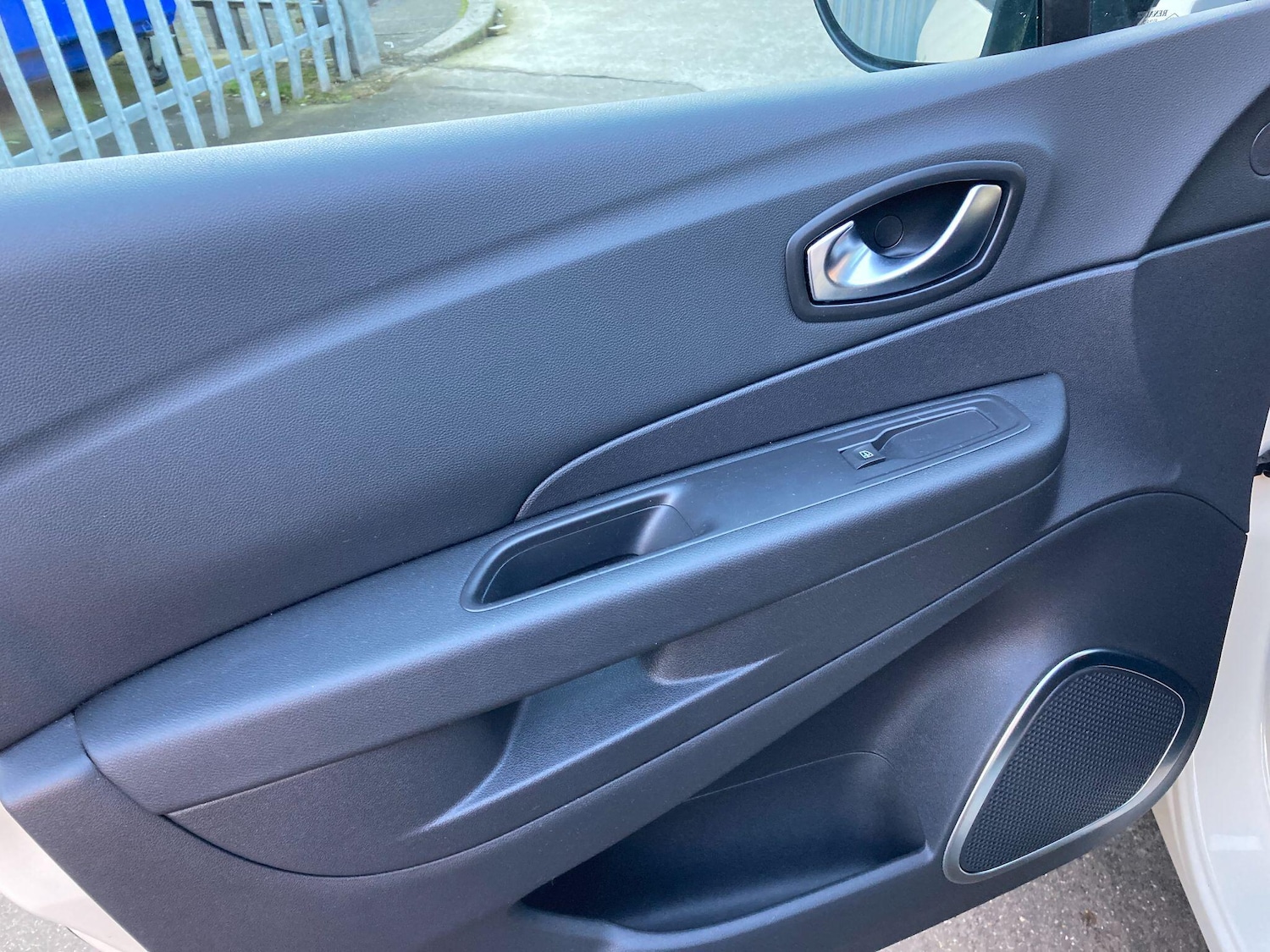 Used Renault Captur 2018 for sale - 76936290: Photo 36