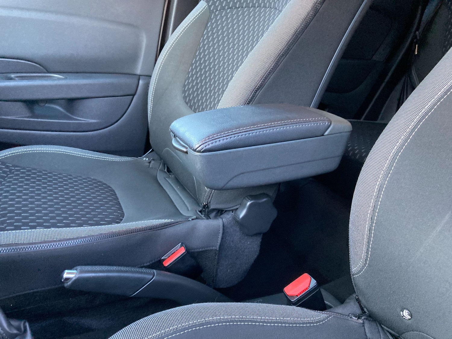 Used Renault Captur 2018 for sale - 76936290: Photo 39