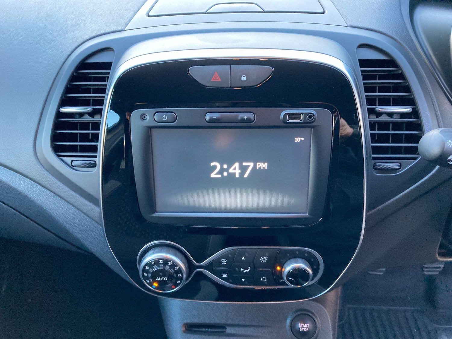 Used Renault Captur 2018 for sale - 76936290: Photo 54