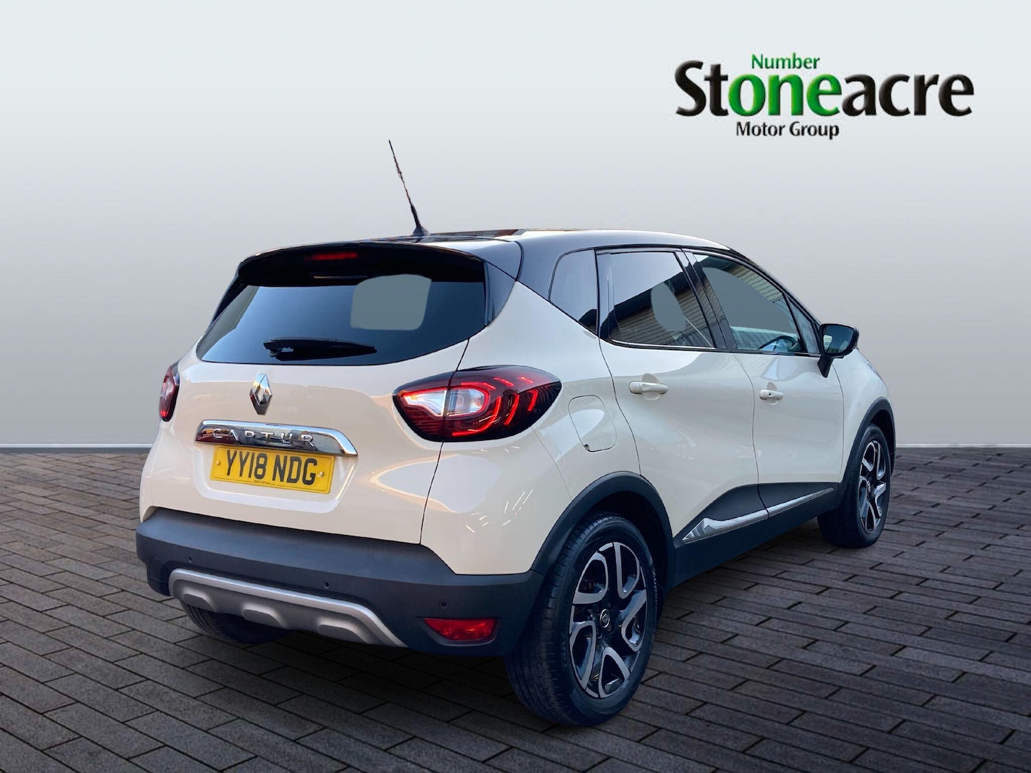 Used Renault Captur 2018 for sale - 76936290: Photo 8
