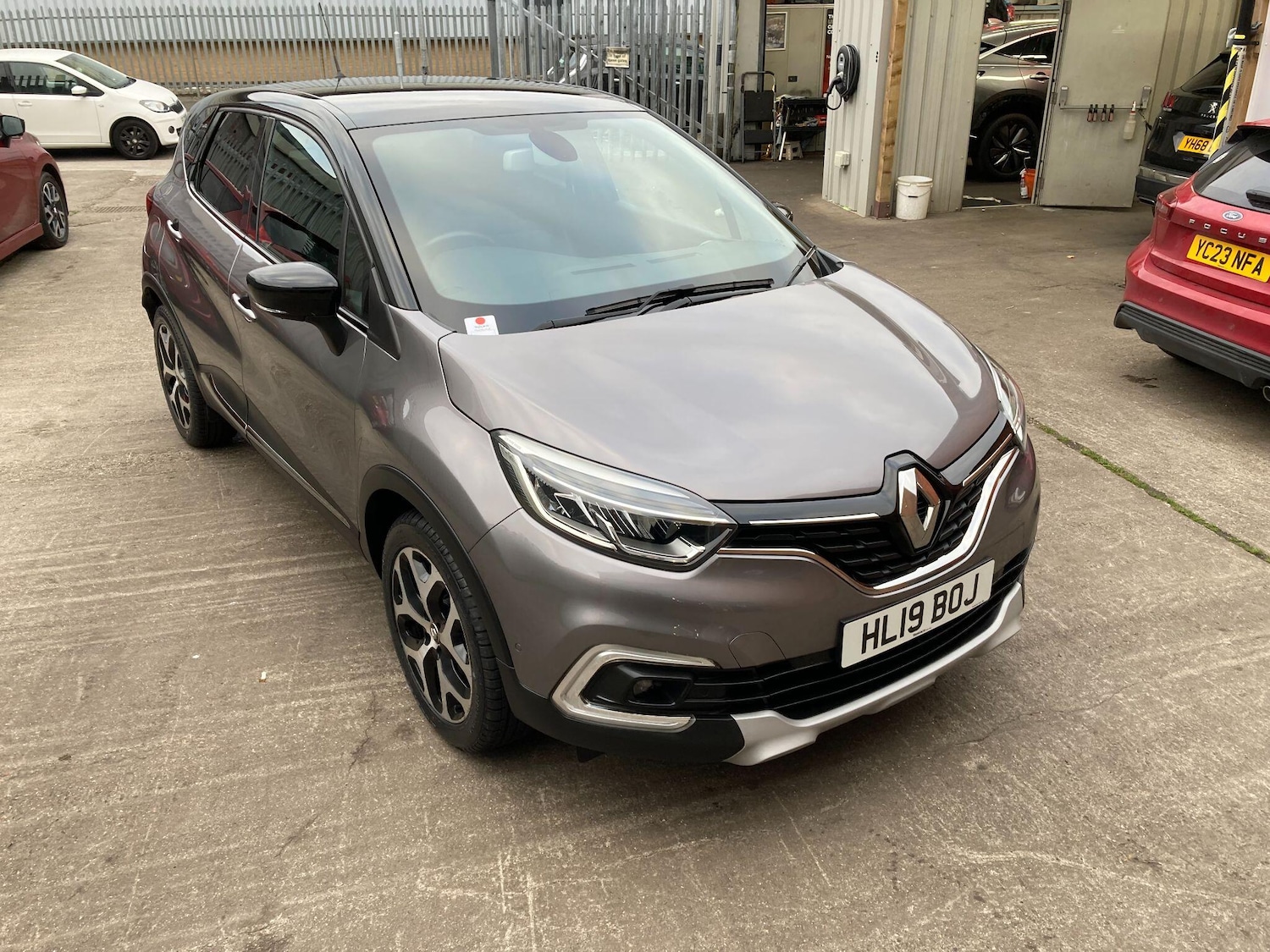 Used Renault Captur 2019 for sale - 76899312: Photo 17