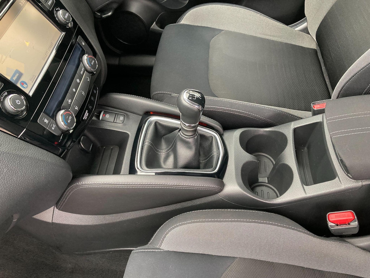 Used Nissan Qashqai for sale - 76246924: Photo 29
