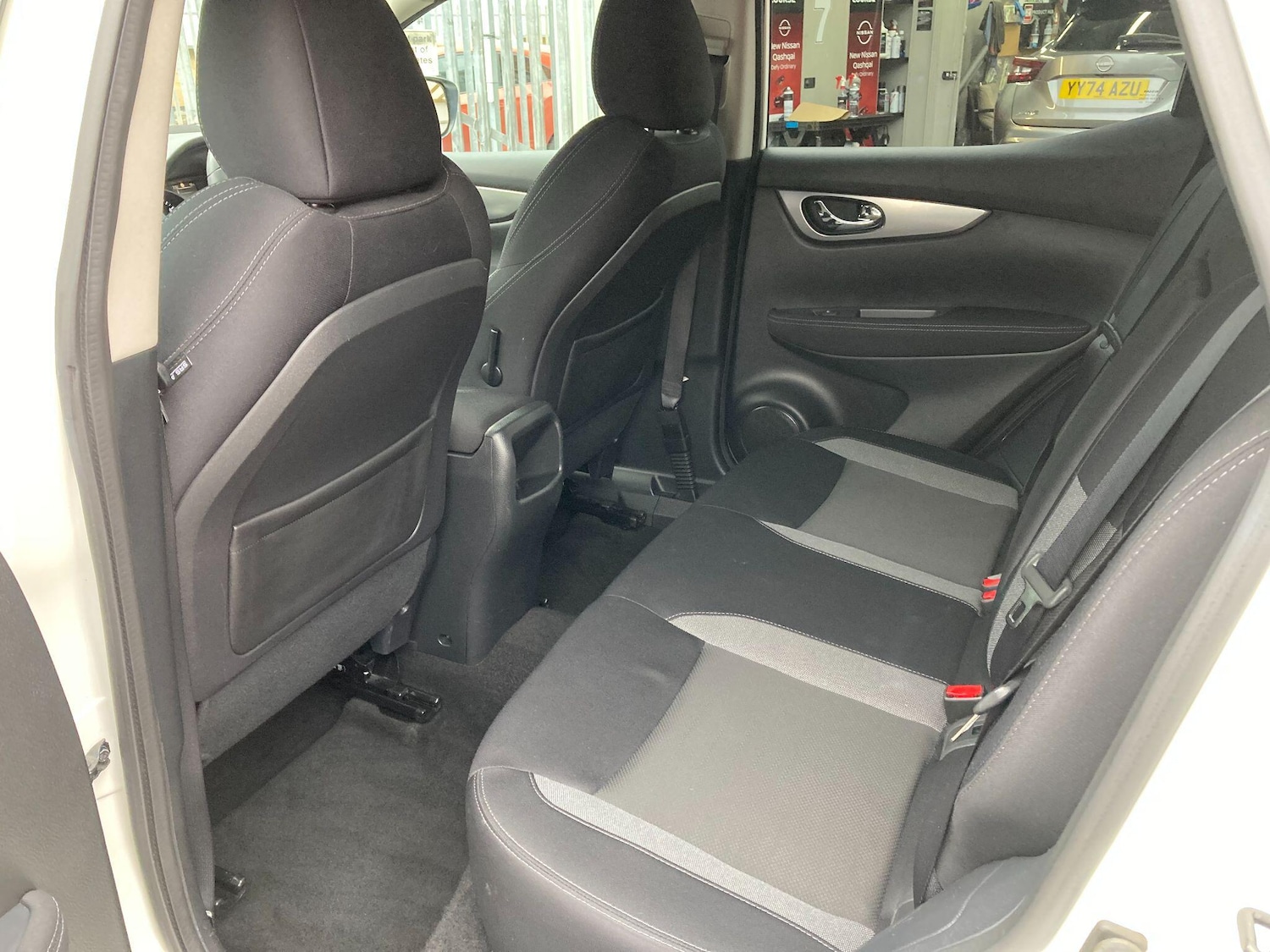 Used Nissan Qashqai for sale - 76246924: Photo 32