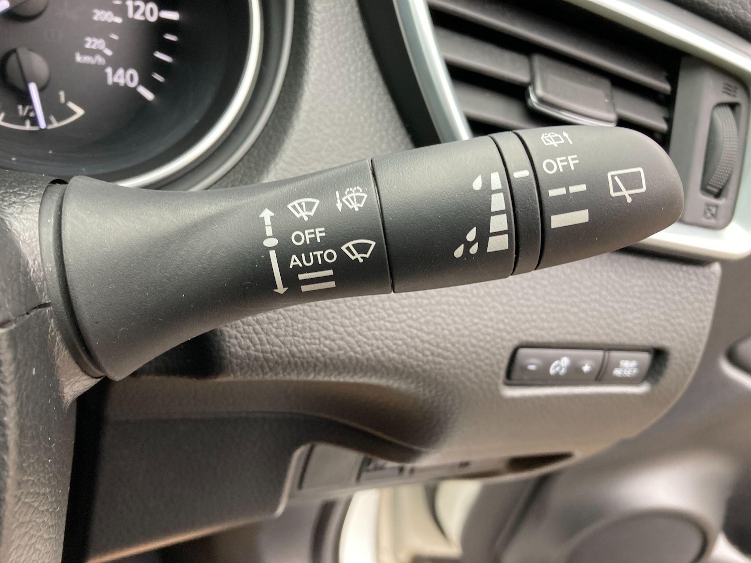 Used Nissan Qashqai for sale - 76246924: Photo 51