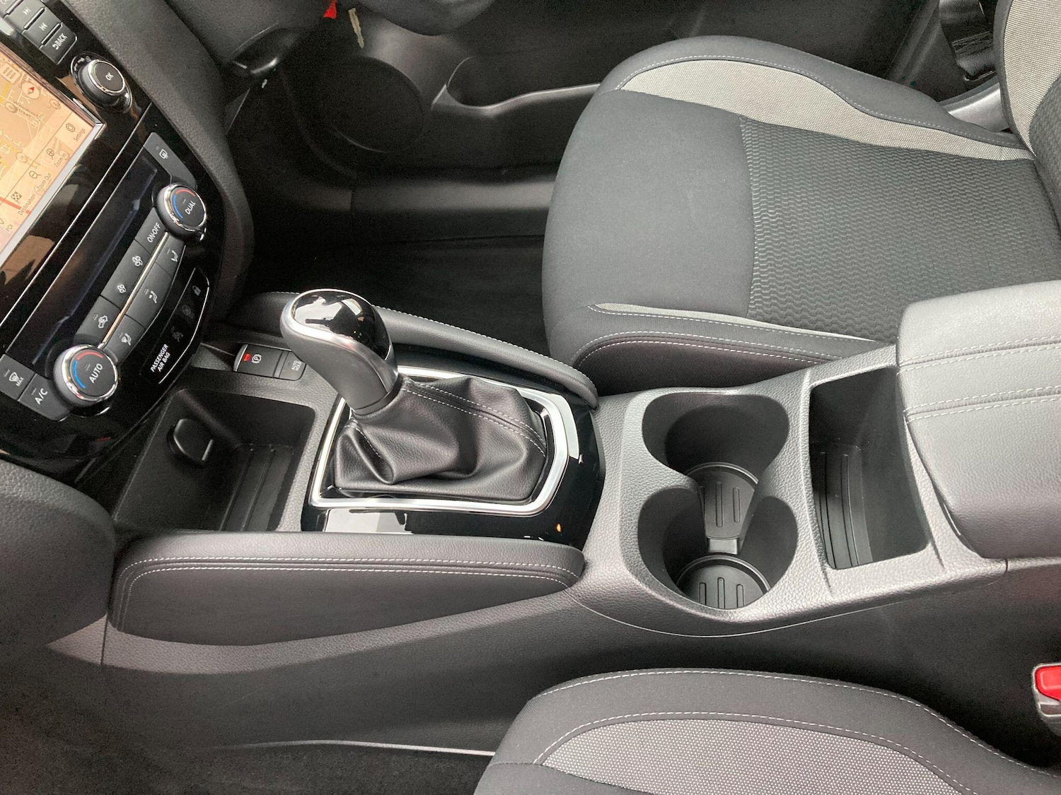 Used Nissan Qashqai 2021 for sale - 77330429: Photo 30