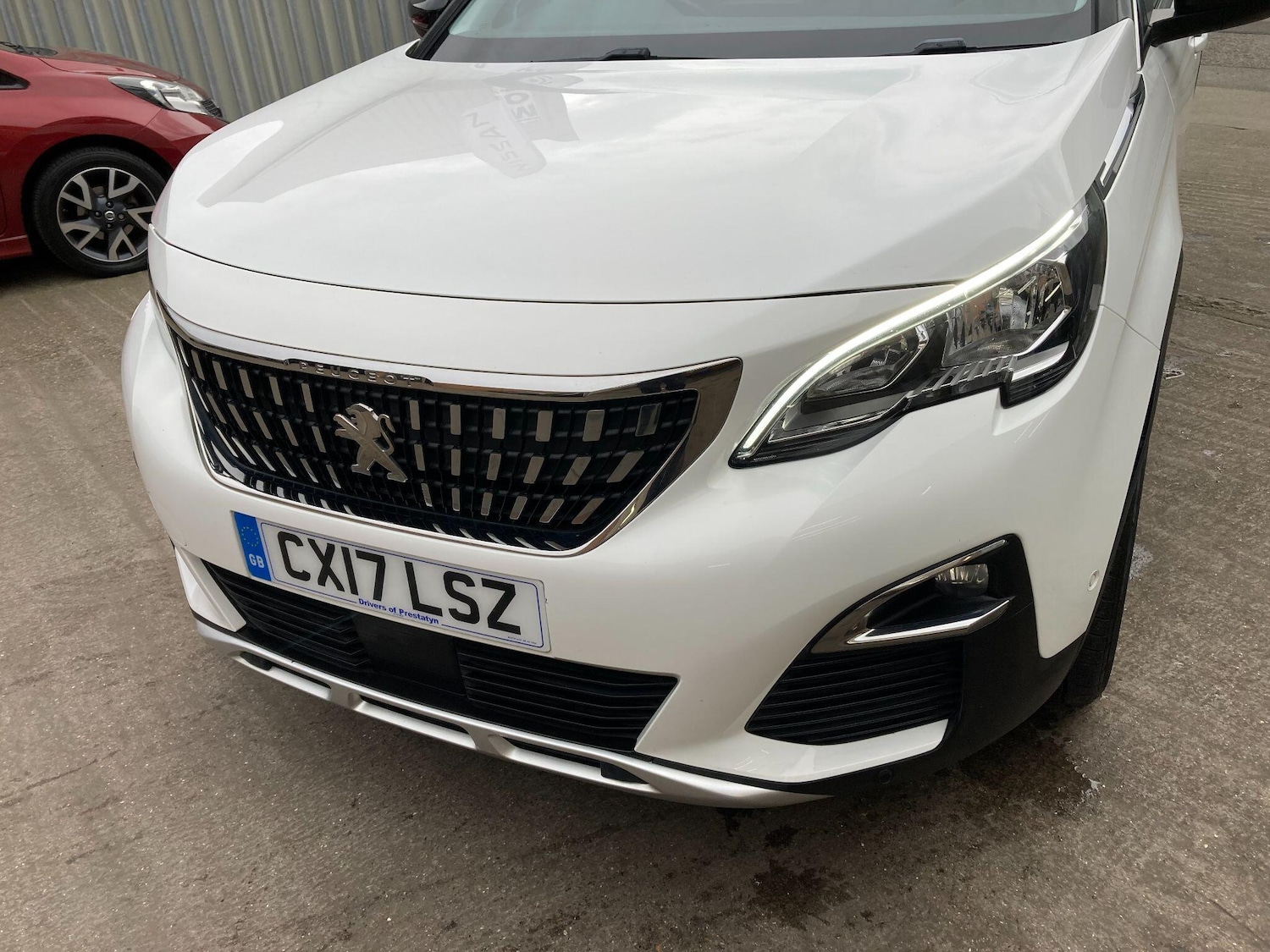 Used Peugeot 3008 2017 for sale - 77683435: Photo 11