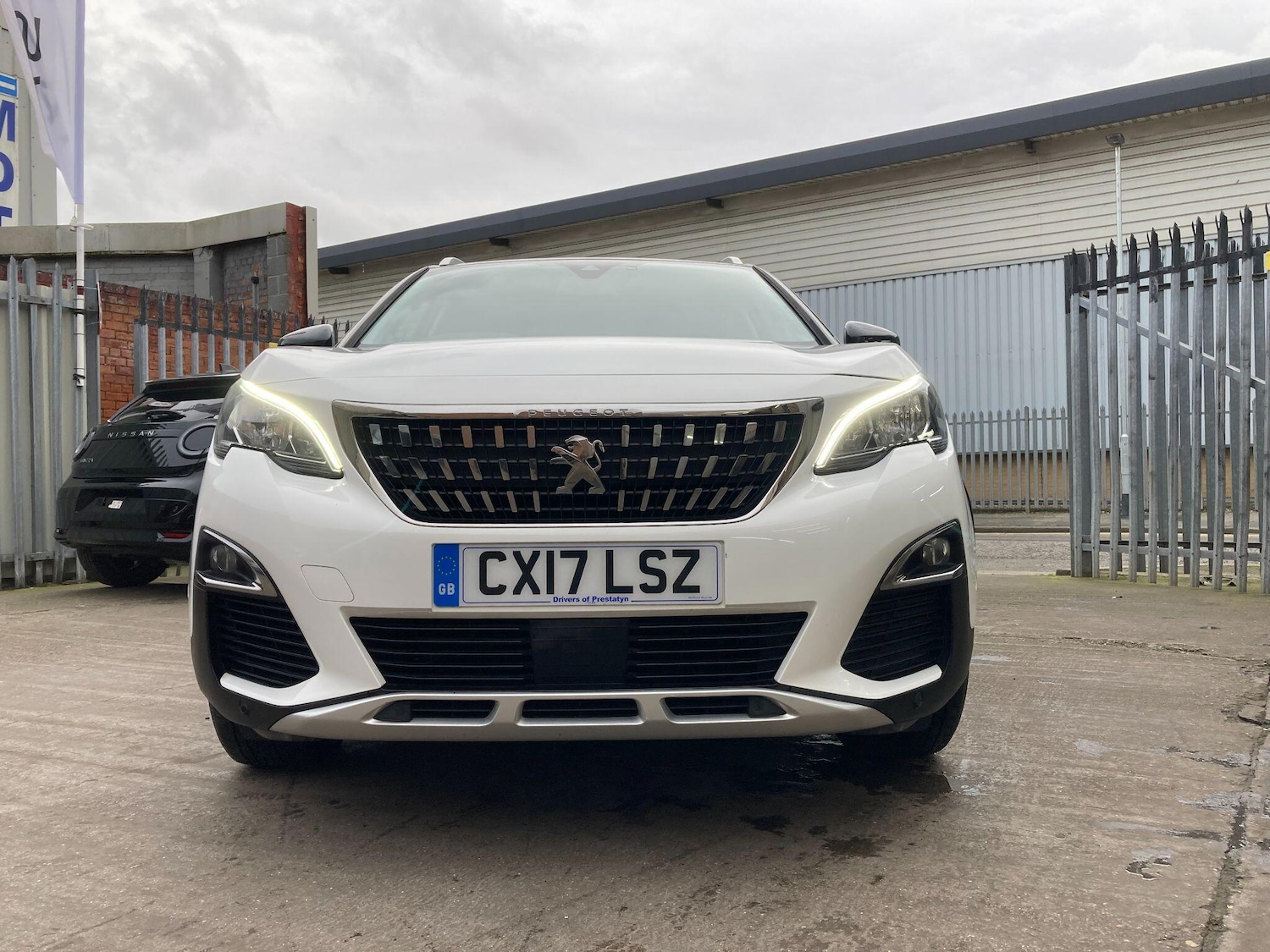 Used Peugeot 3008 2017 for sale - 77683435: Photo 15