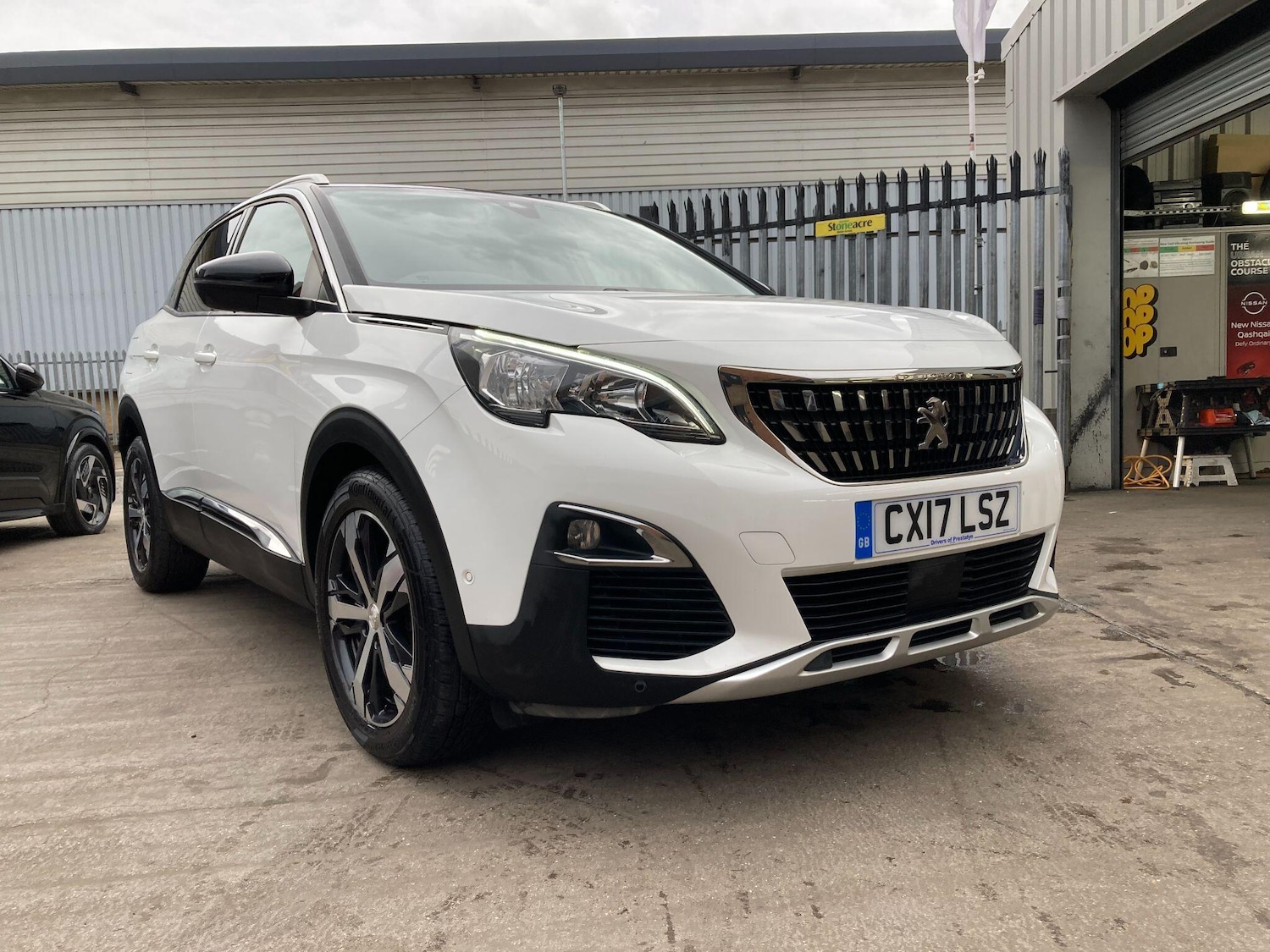Used Peugeot 3008 2017 for sale - 77683435: Photo 17