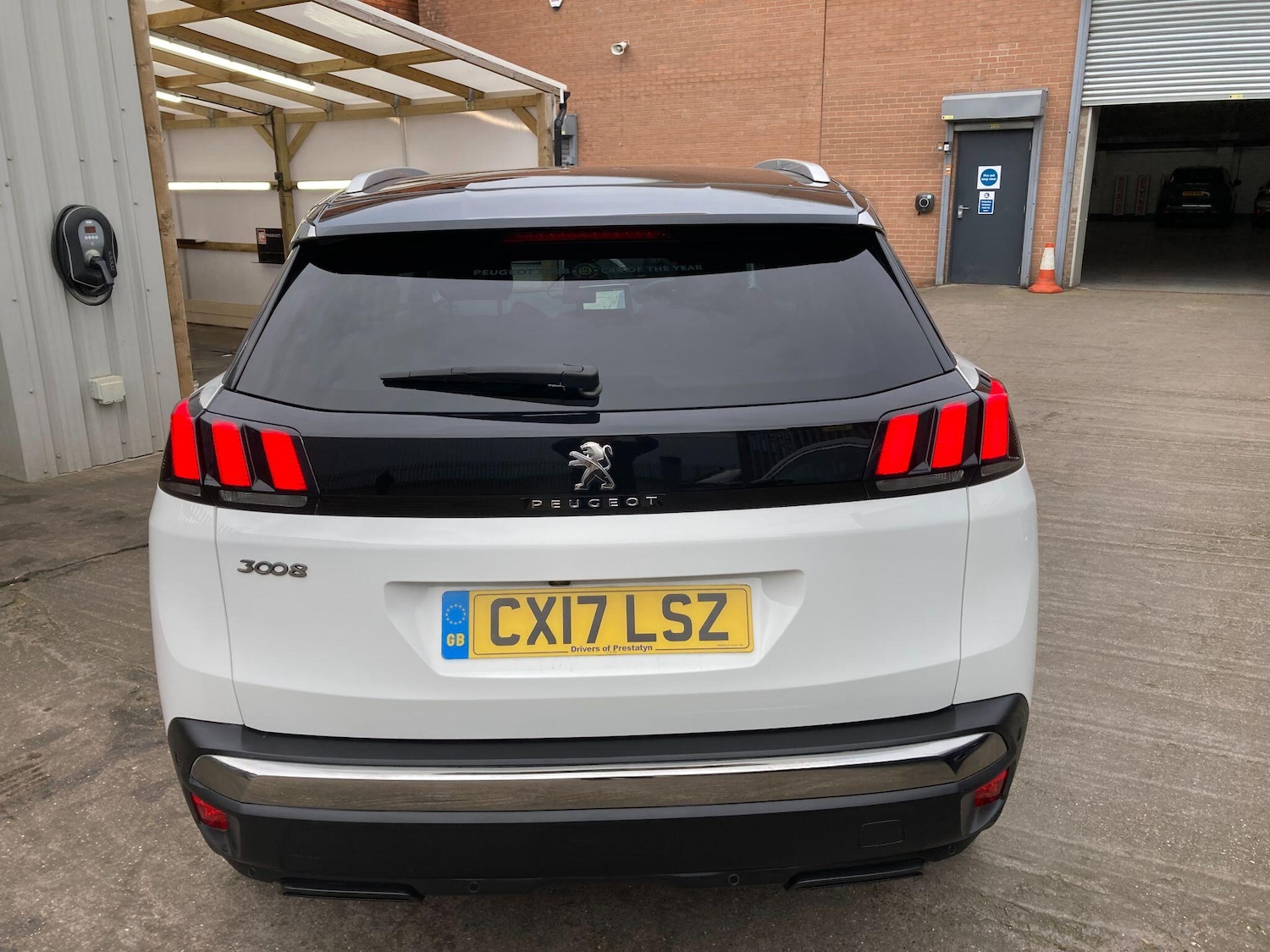 Used Peugeot 3008 2017 for sale - 77683435: Photo 22