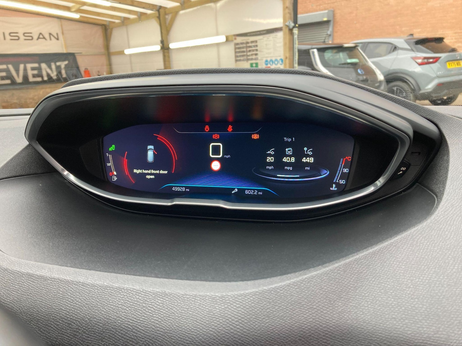 Used Peugeot 3008 2017 for sale - 77683435: Photo 49