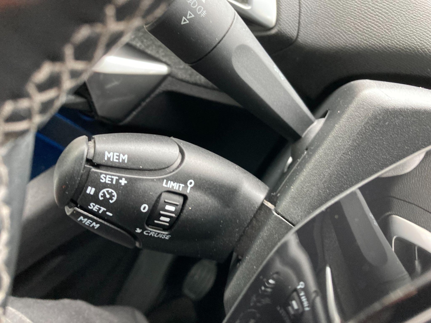 Used Peugeot 3008 2017 for sale - 77683435: Photo 56